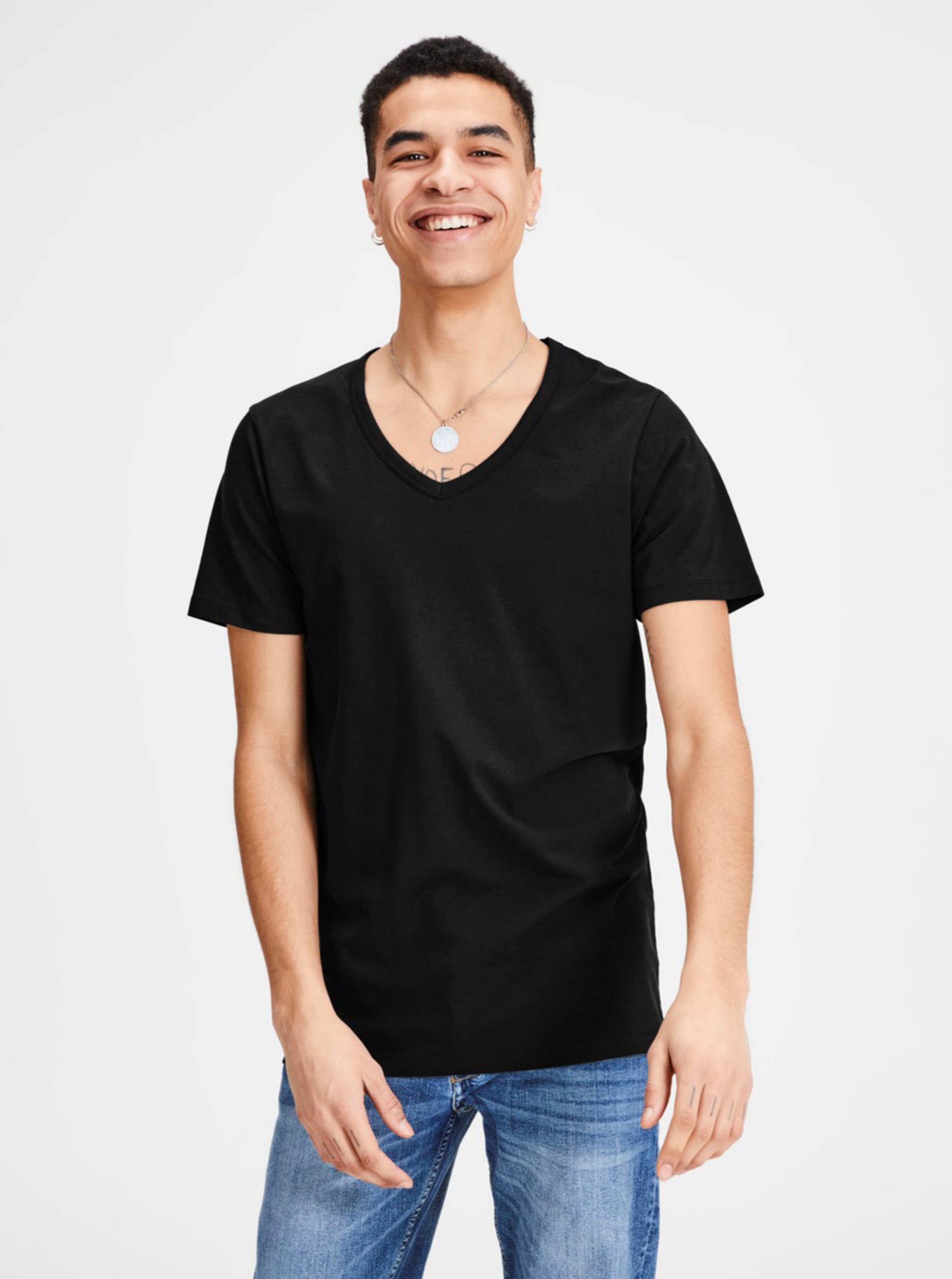 E-shop Černé basic tričko Jack & Jones Basic