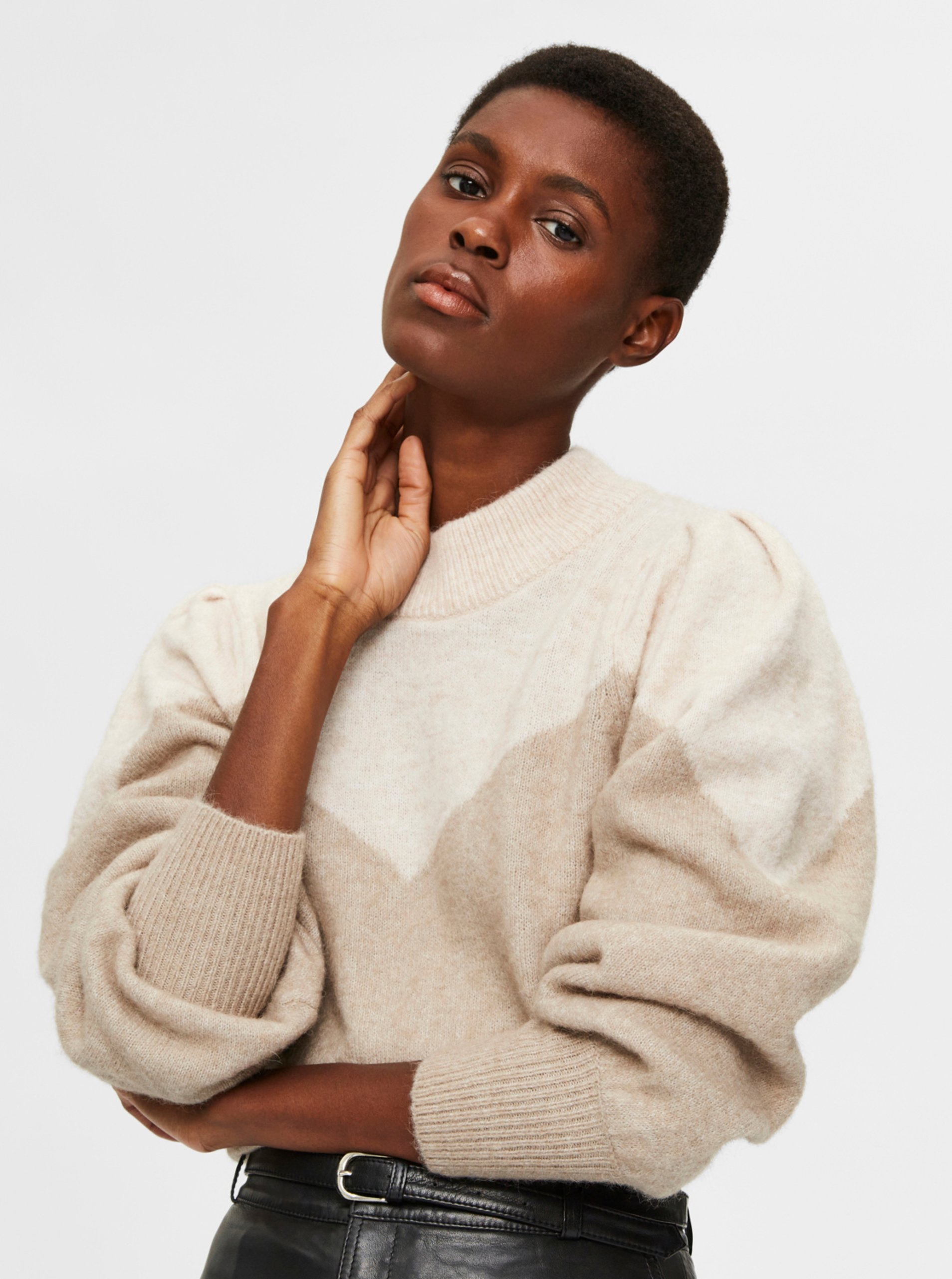 Lacno Béžový sveter s prímesou vlny z alpaky Selected Femme