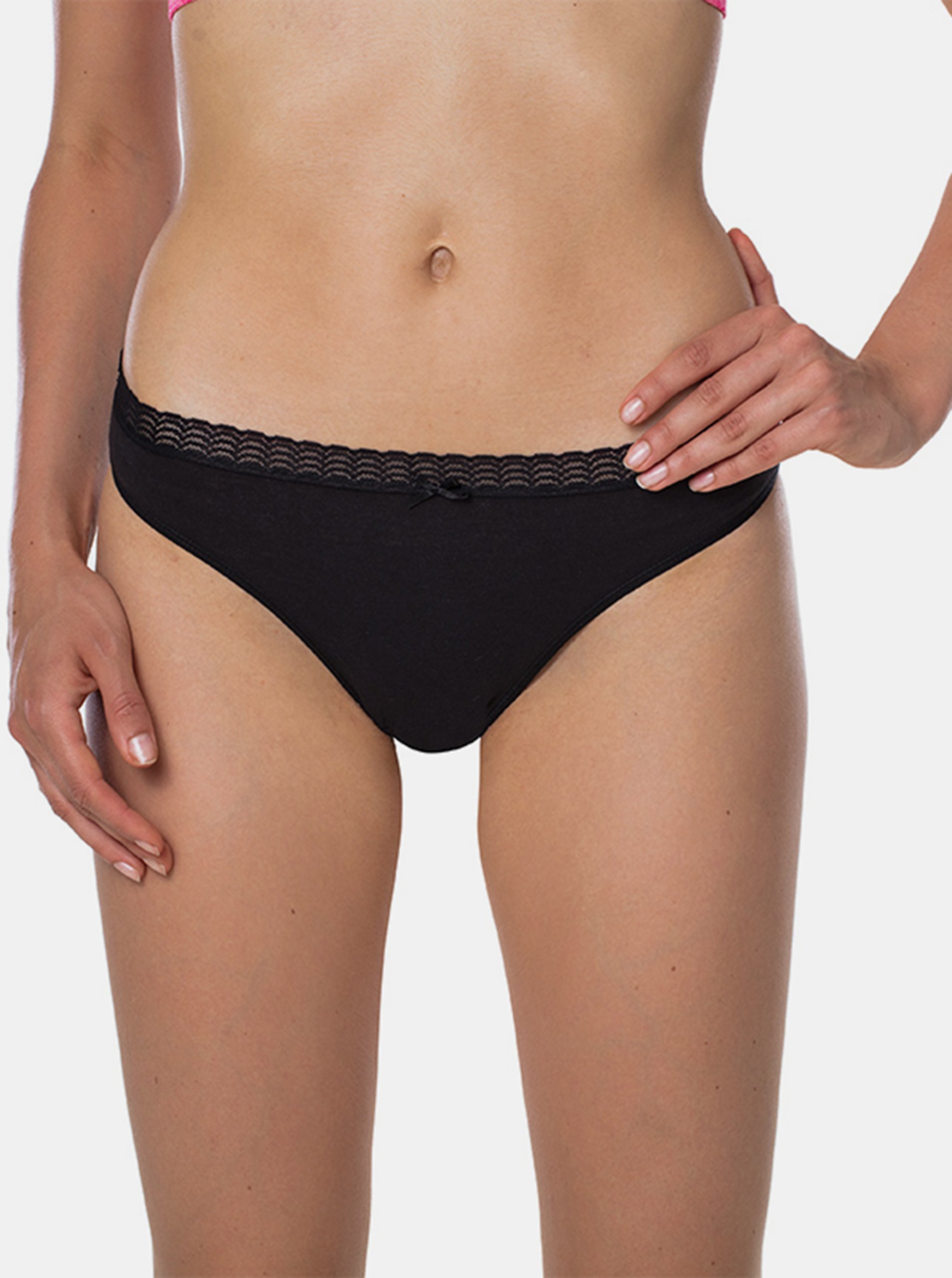E-shop Černé dámské kalhotky s krajkovým detailem Bellinda FANCY COTTON MINISLIP