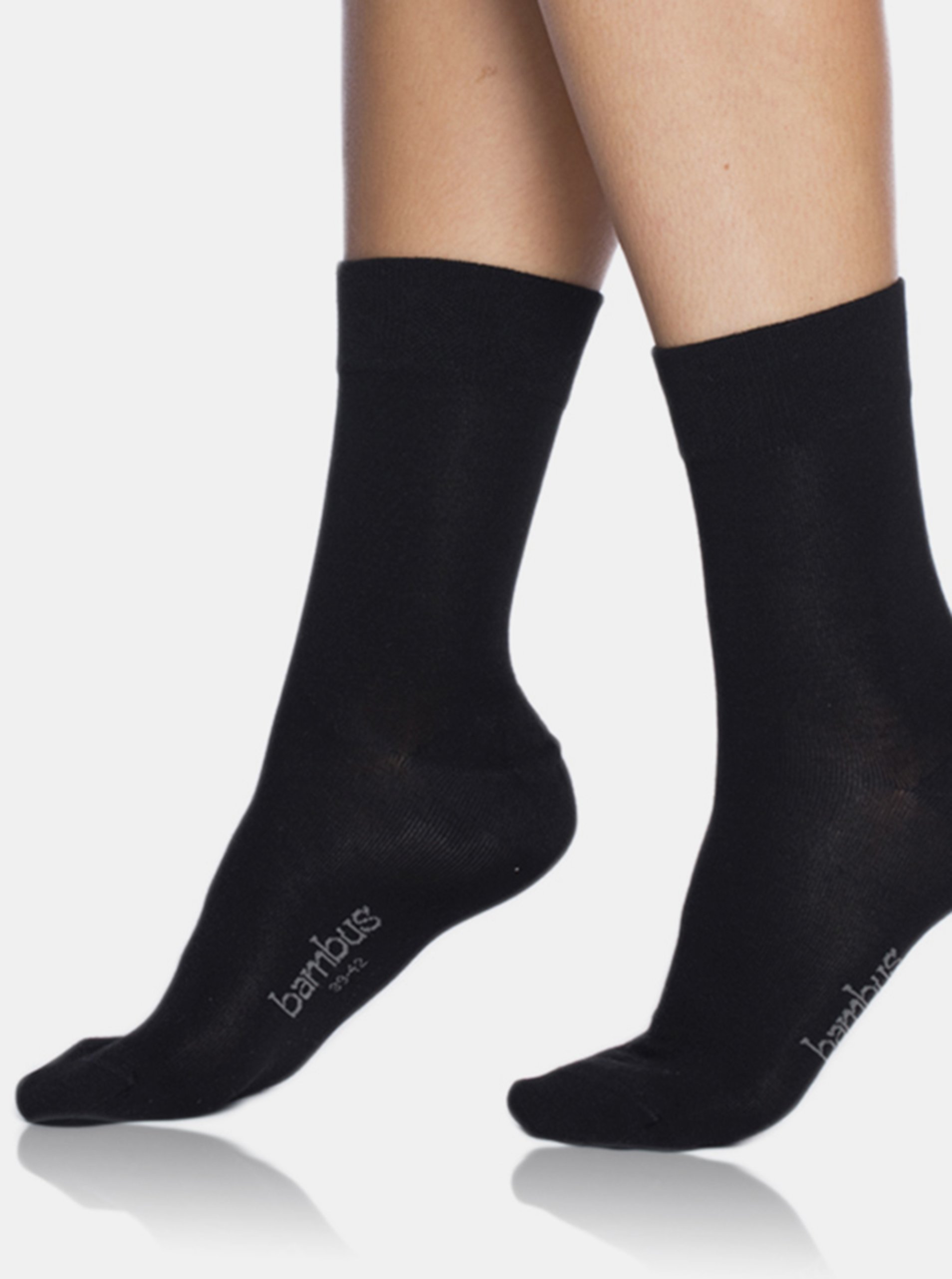 Levně Černé dámské ponožky Bellinda BAMBUS COMFORT SOCKS