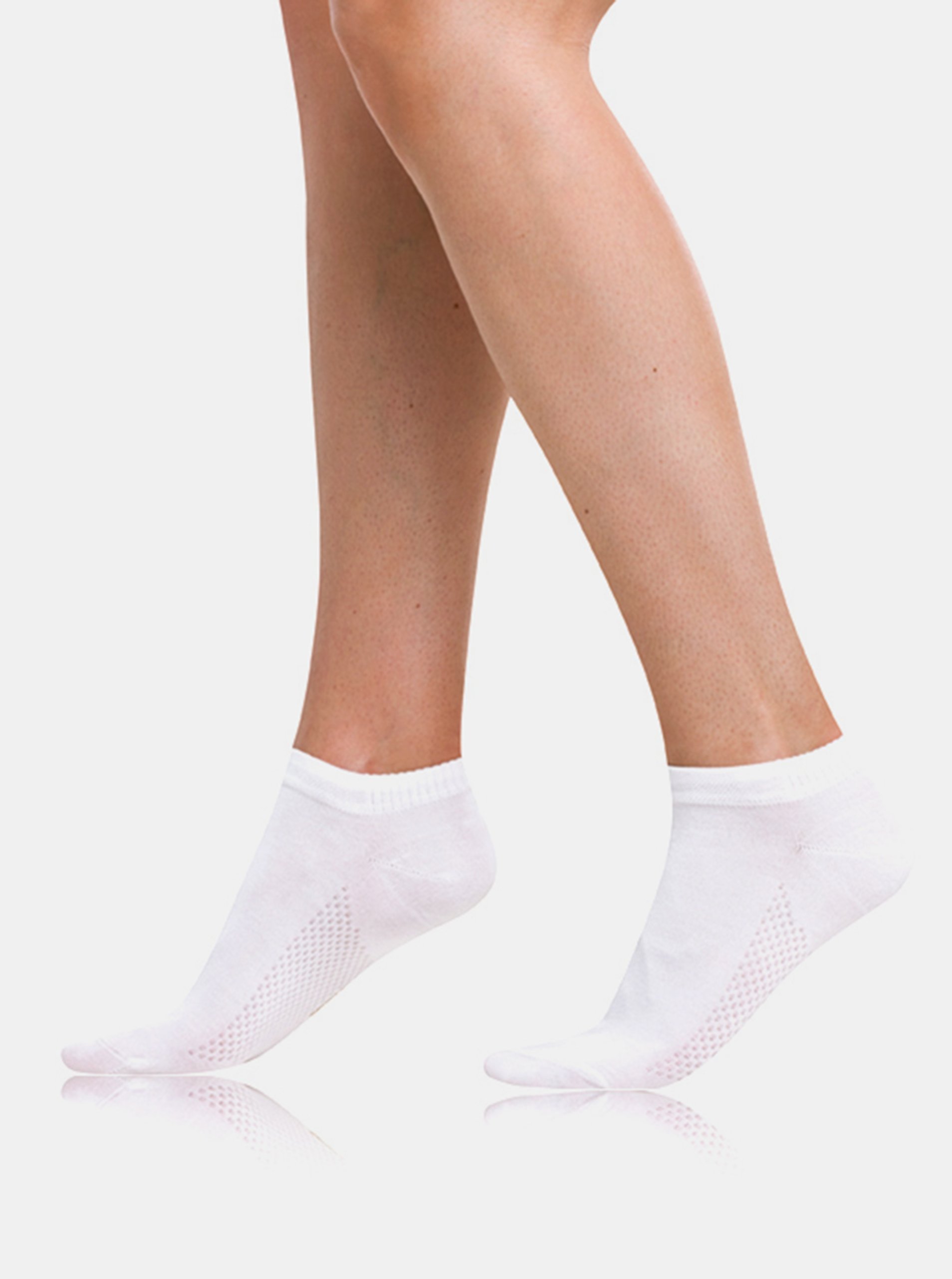 Levně Bílé dámské kotníkové ponožky Bellinda BAMBUS AIR LADIES IN-SHOE SOCKS