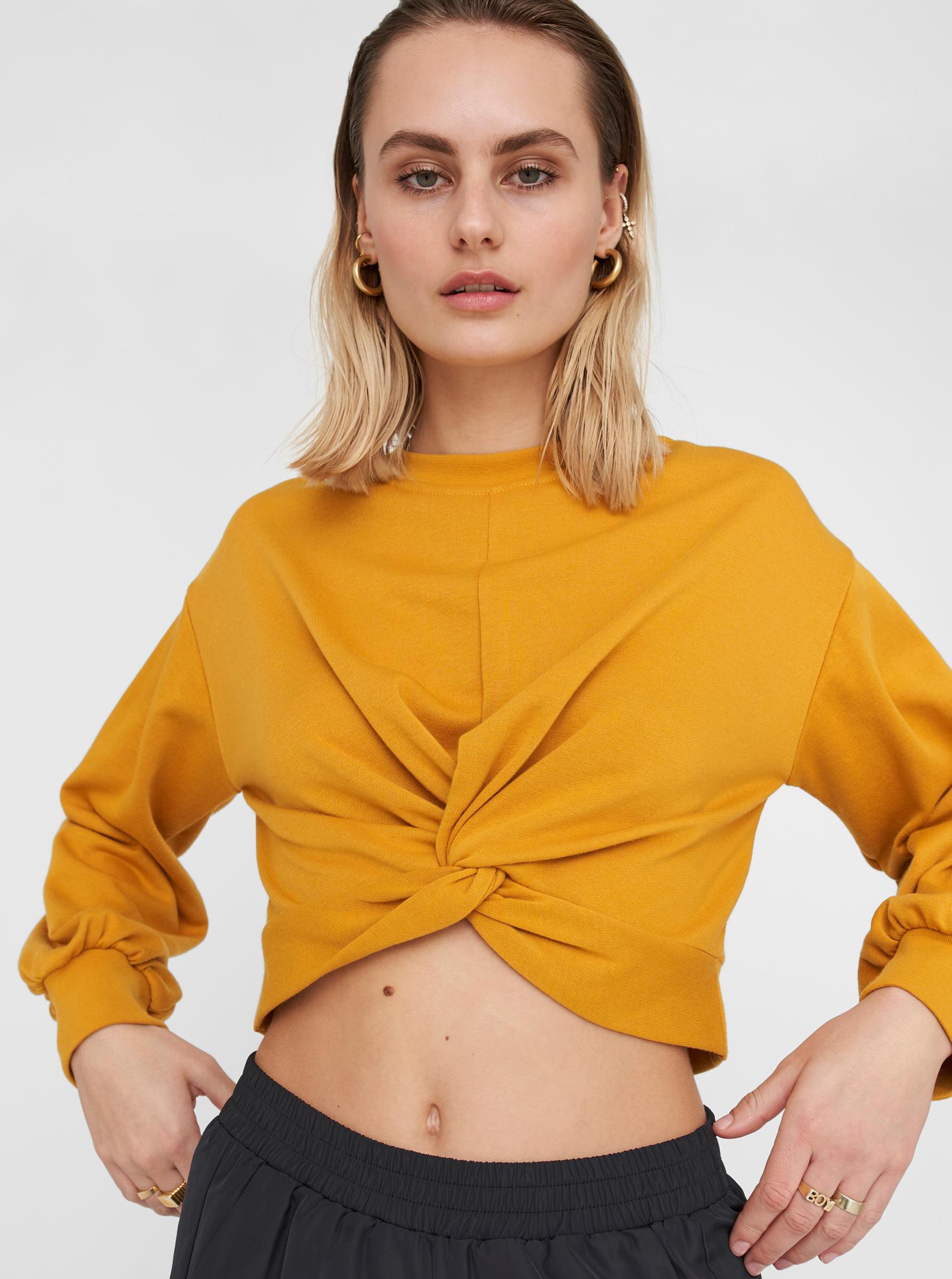 Levně Hořčicový crop top Noisy May Nero