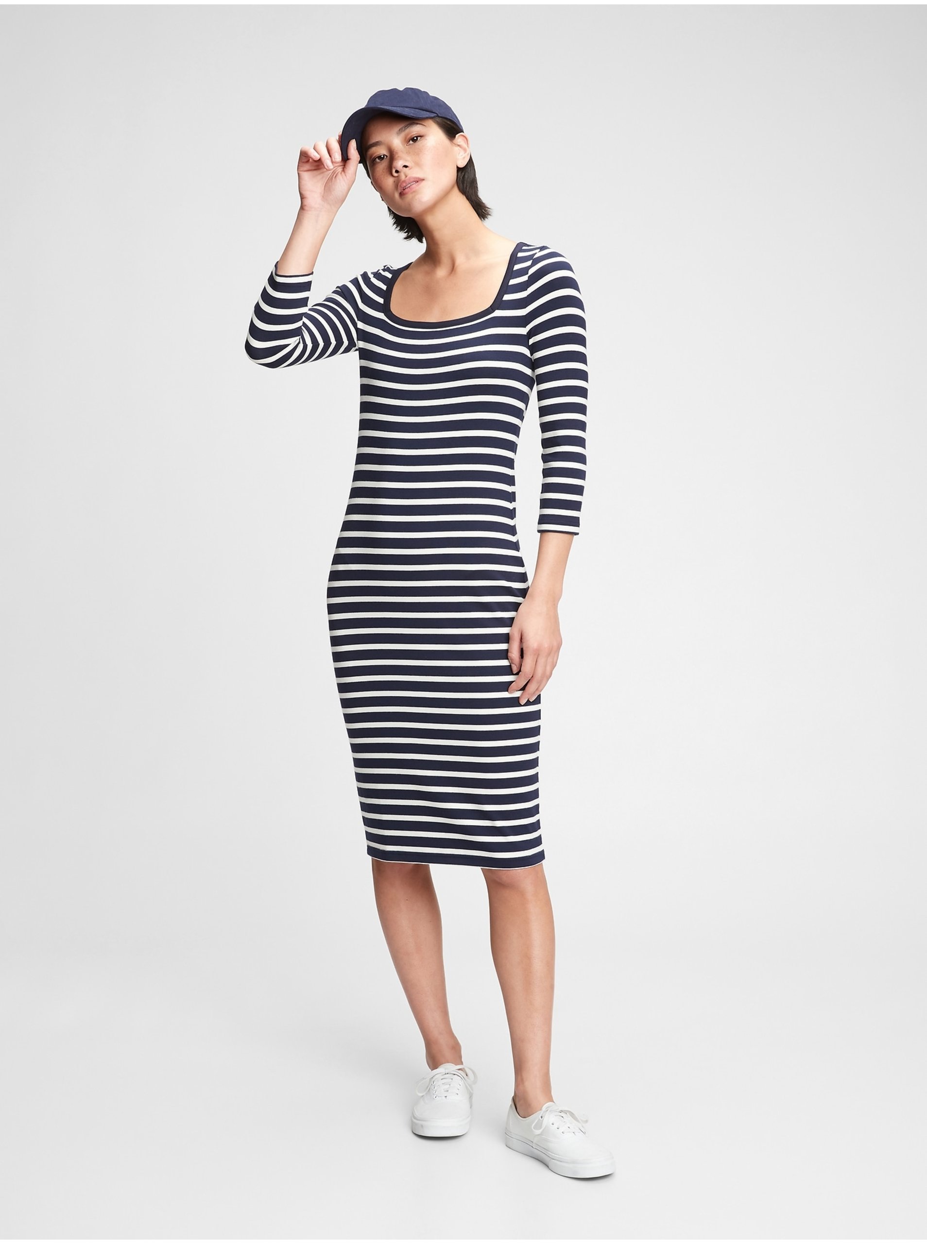 Levně Bílo-modré pruhované dámské šaty GAP Modern squareneck dress