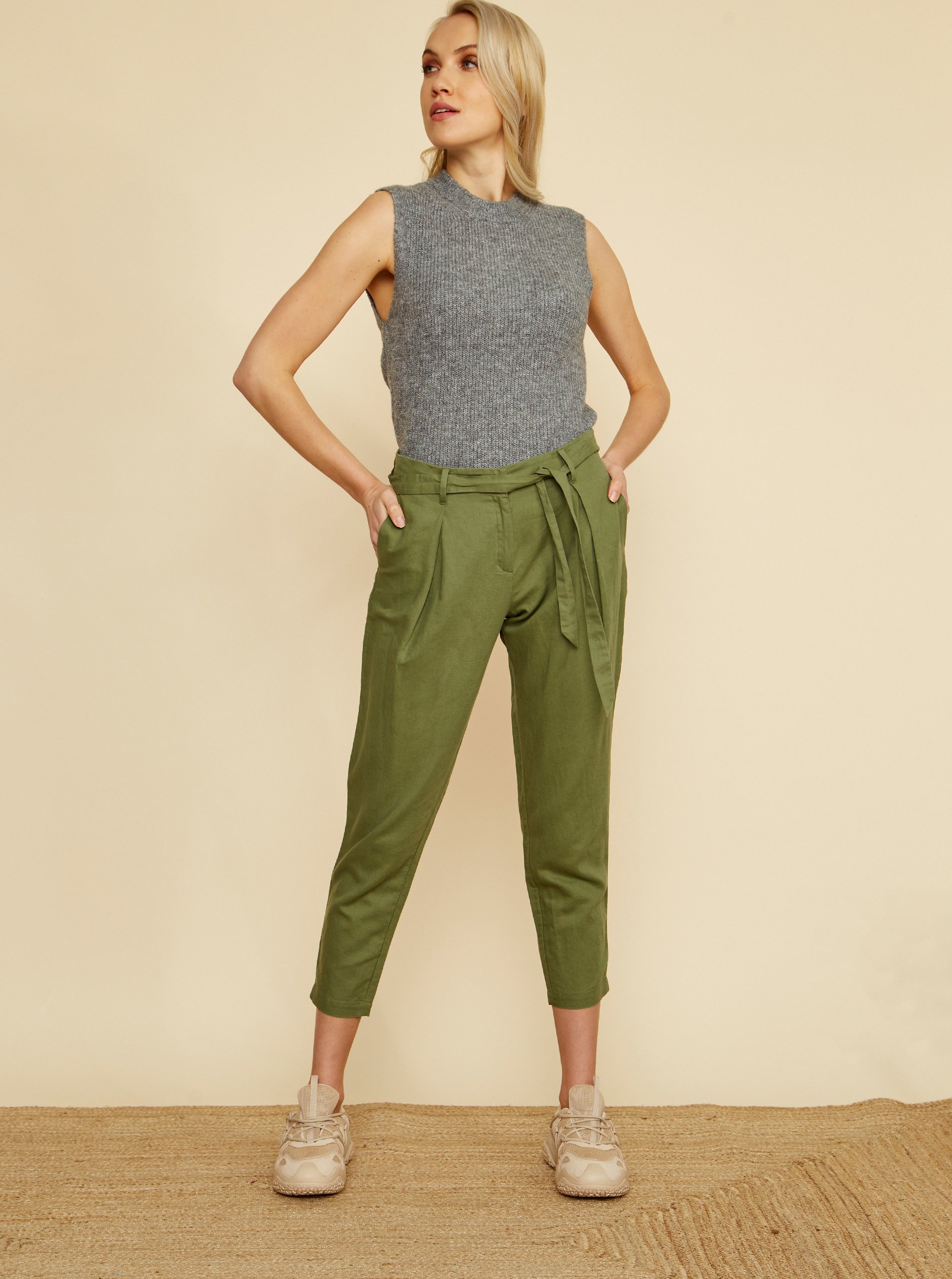 E-shop Zelené dámské zkrácené lněné kalhoty ZOOT.lab Alondra