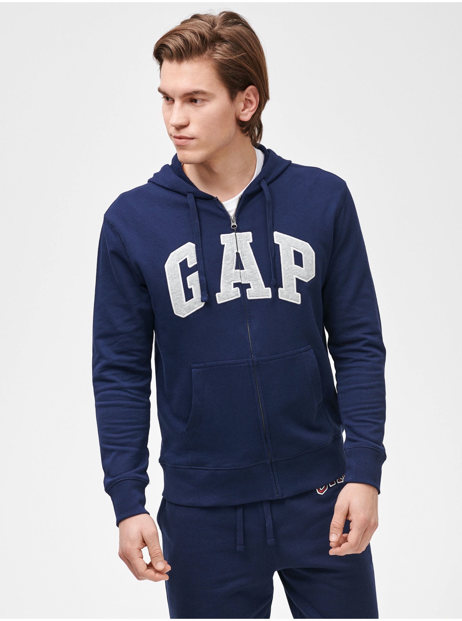Lacno Mikina GAP Logo arch hoodie Modrá