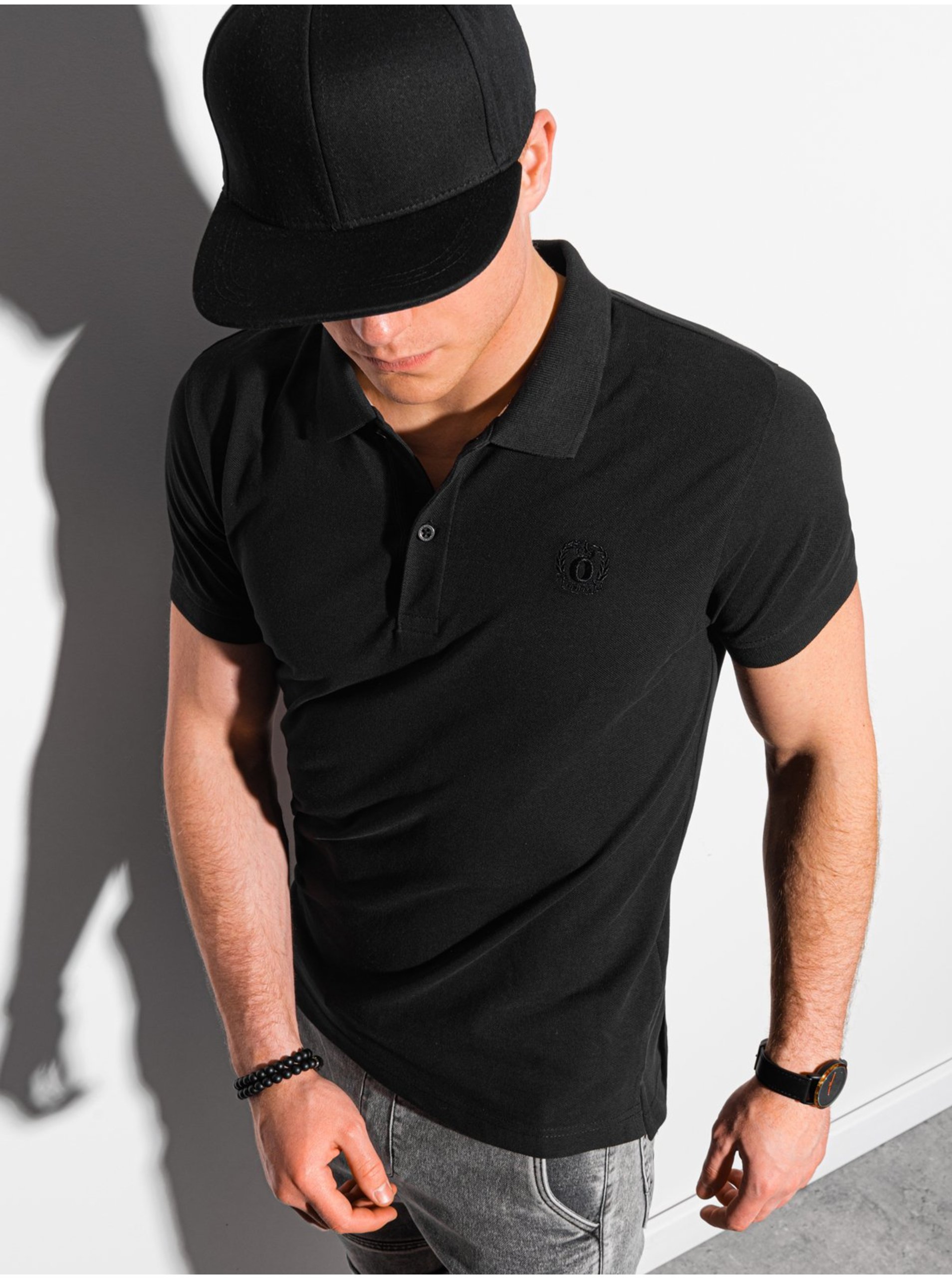 Levně Černé pánské basic polo tricko Ombre Clothing