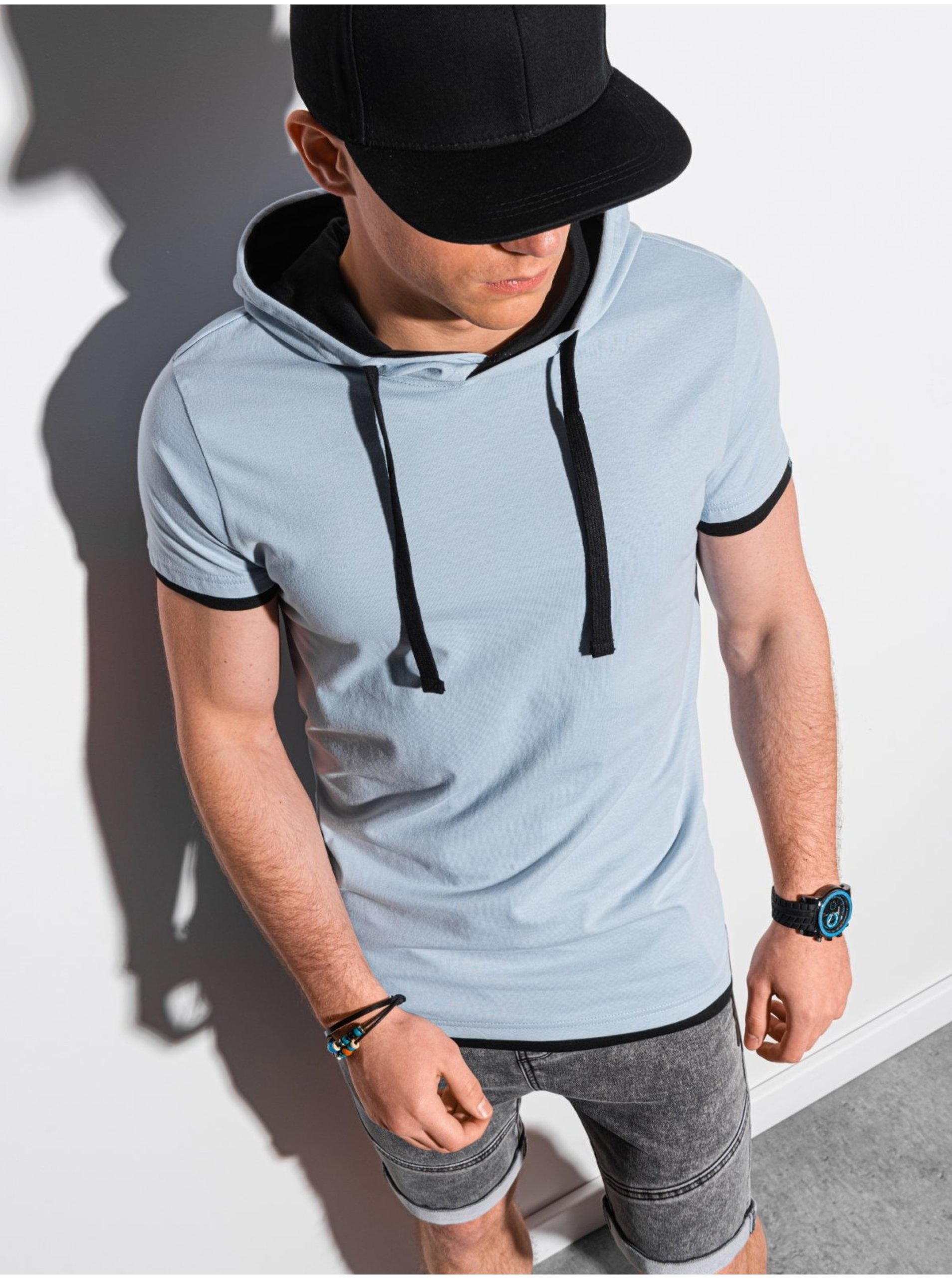 Lacno Svetlomodré pánske tričko s kapucňou Ombre Clothing S1376