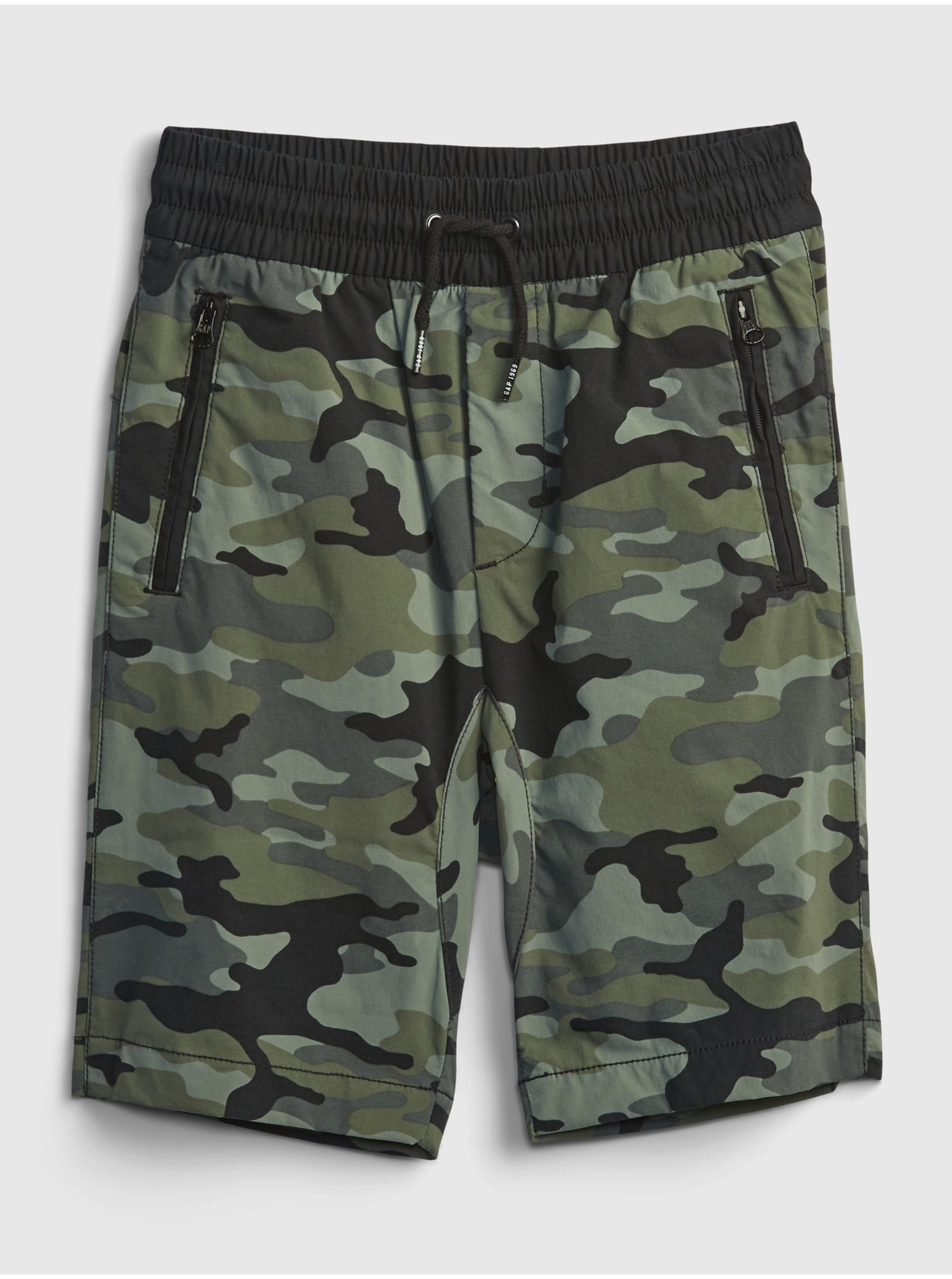 Levně Zelené klučičí dětské kraťasy pull-on hybrid shorts with quickdry. GAP