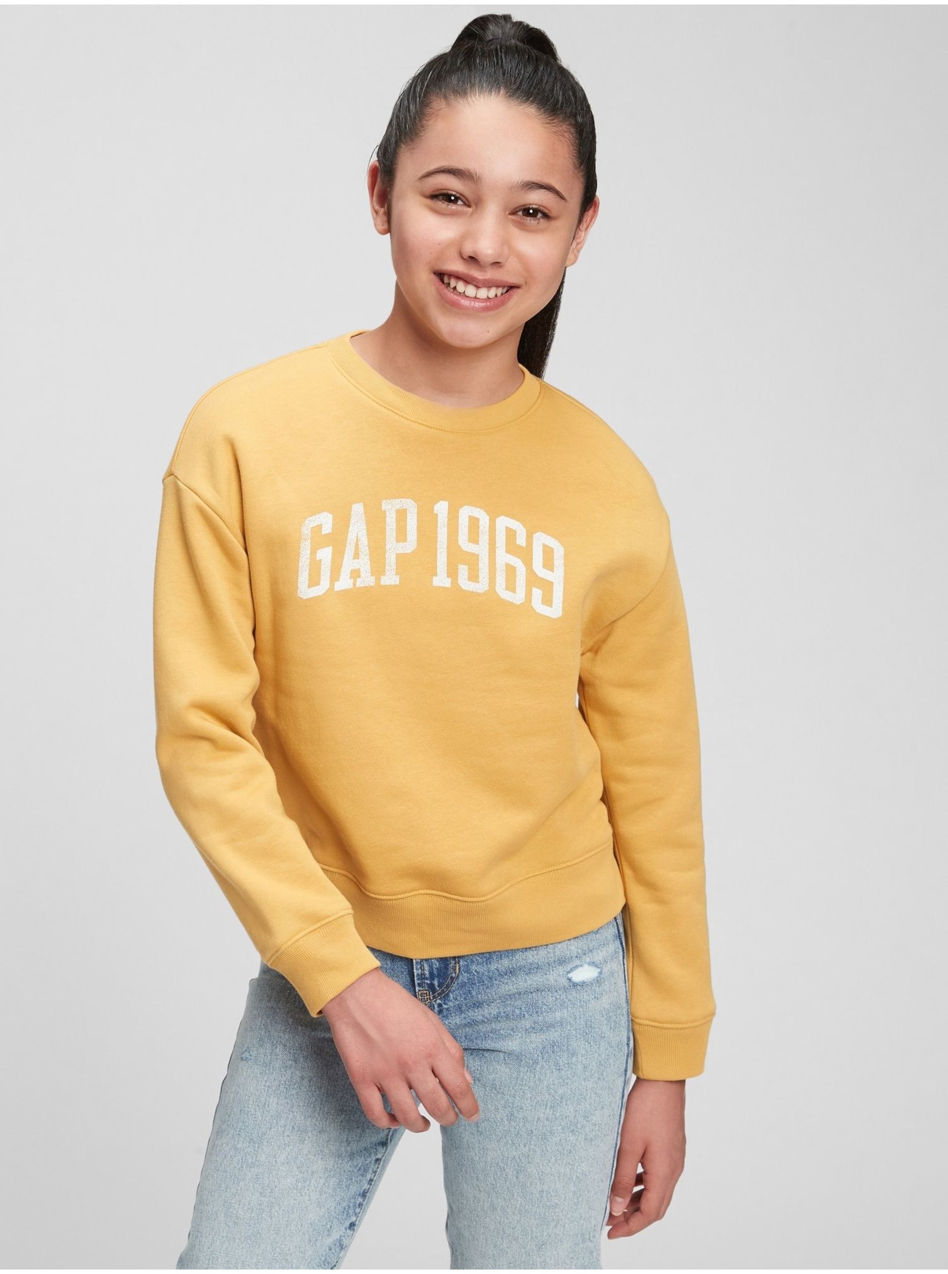 E-shop Žlutá holčičí mikina GAP Logo crew