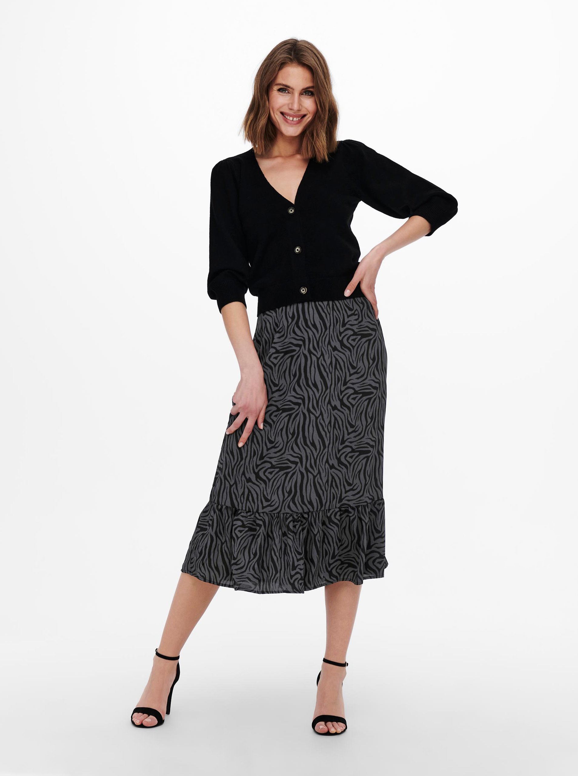 E-shop Čierno-šedá vzorovaná midi sukňa JDY Piper