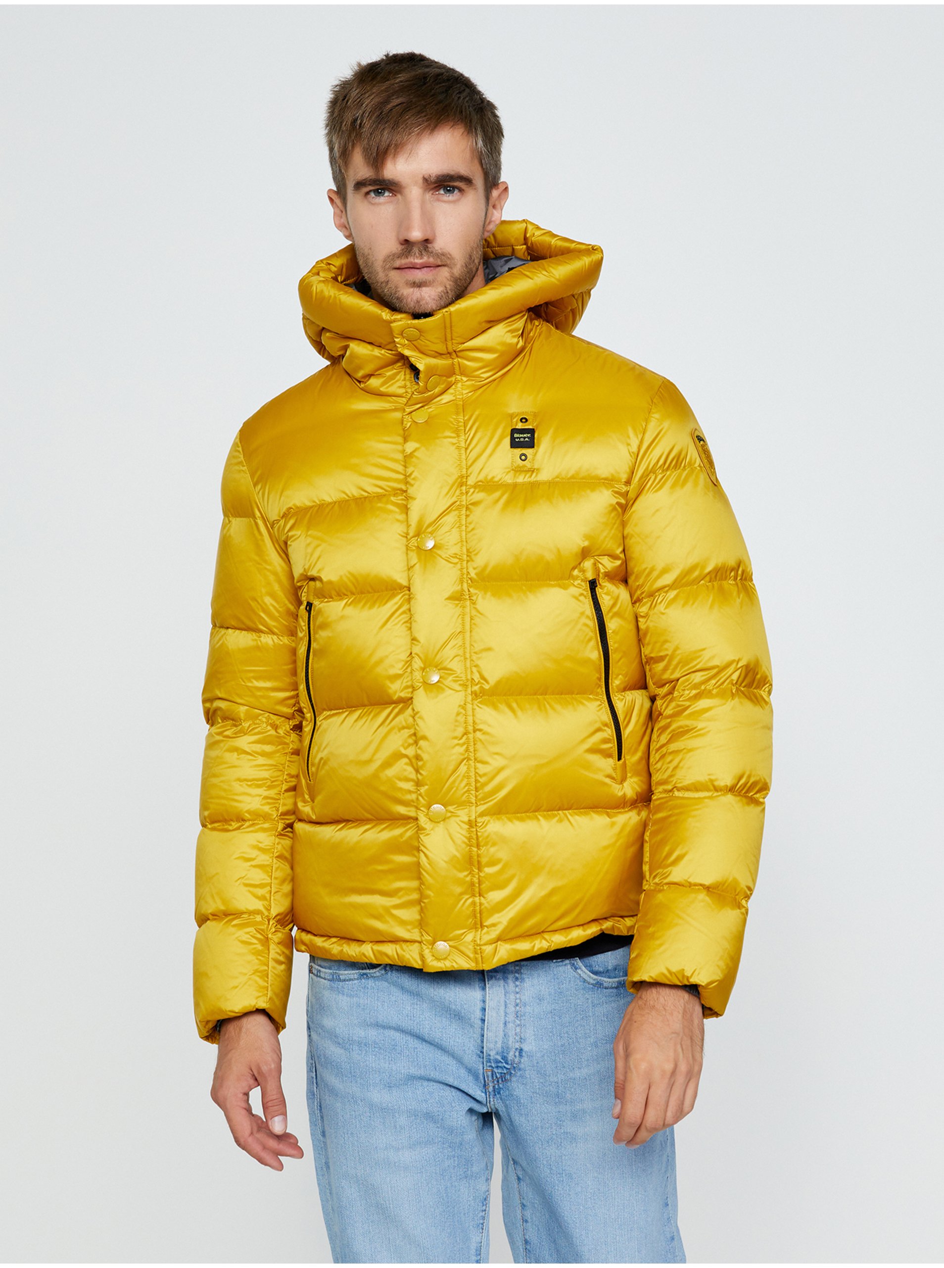 Lacno Žlutá pánská prošívaná péřová zimní bunda s kapucí Blauer