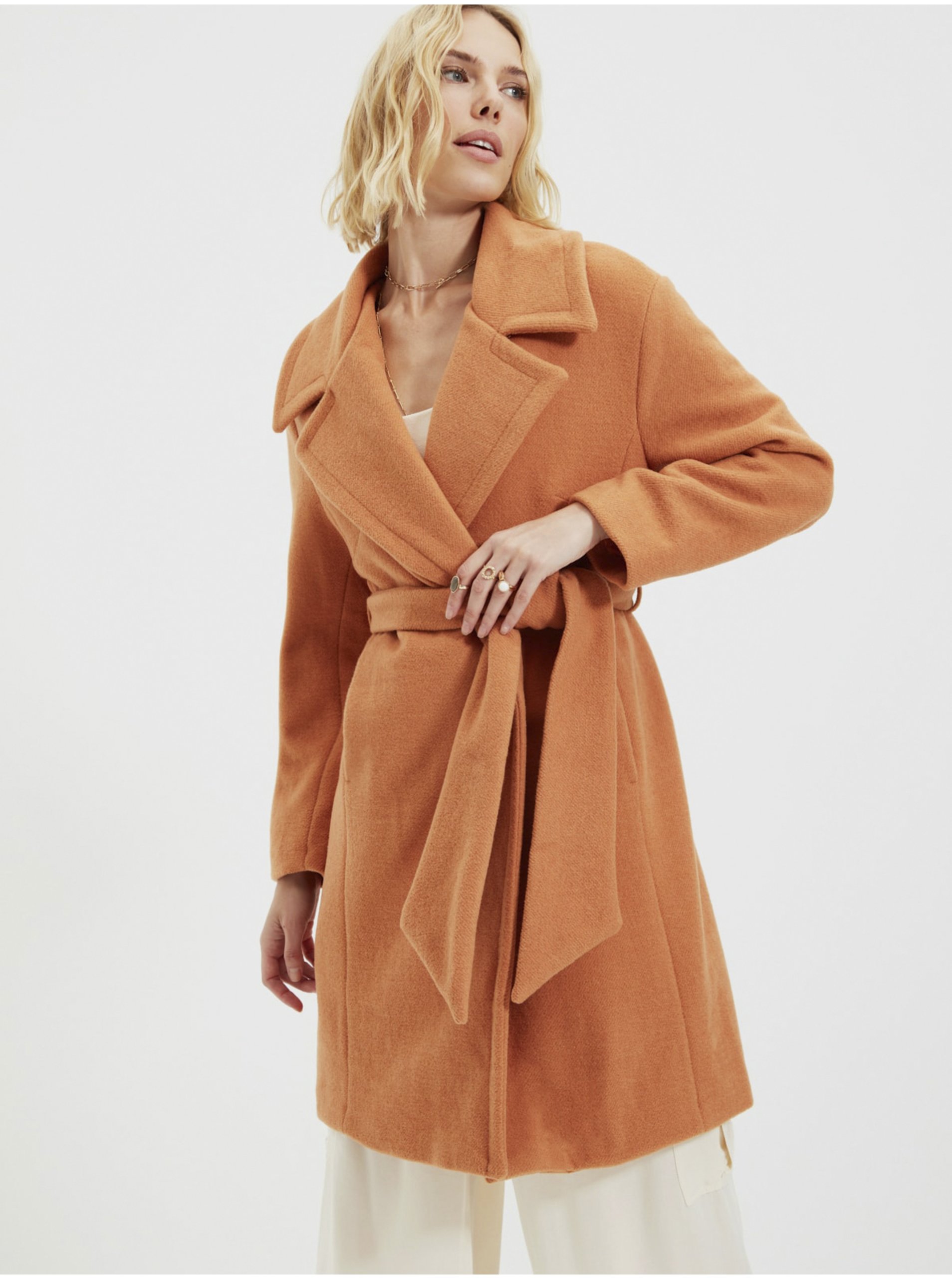 Lacno Oranžový kabát s prímesou vlny Trendyol