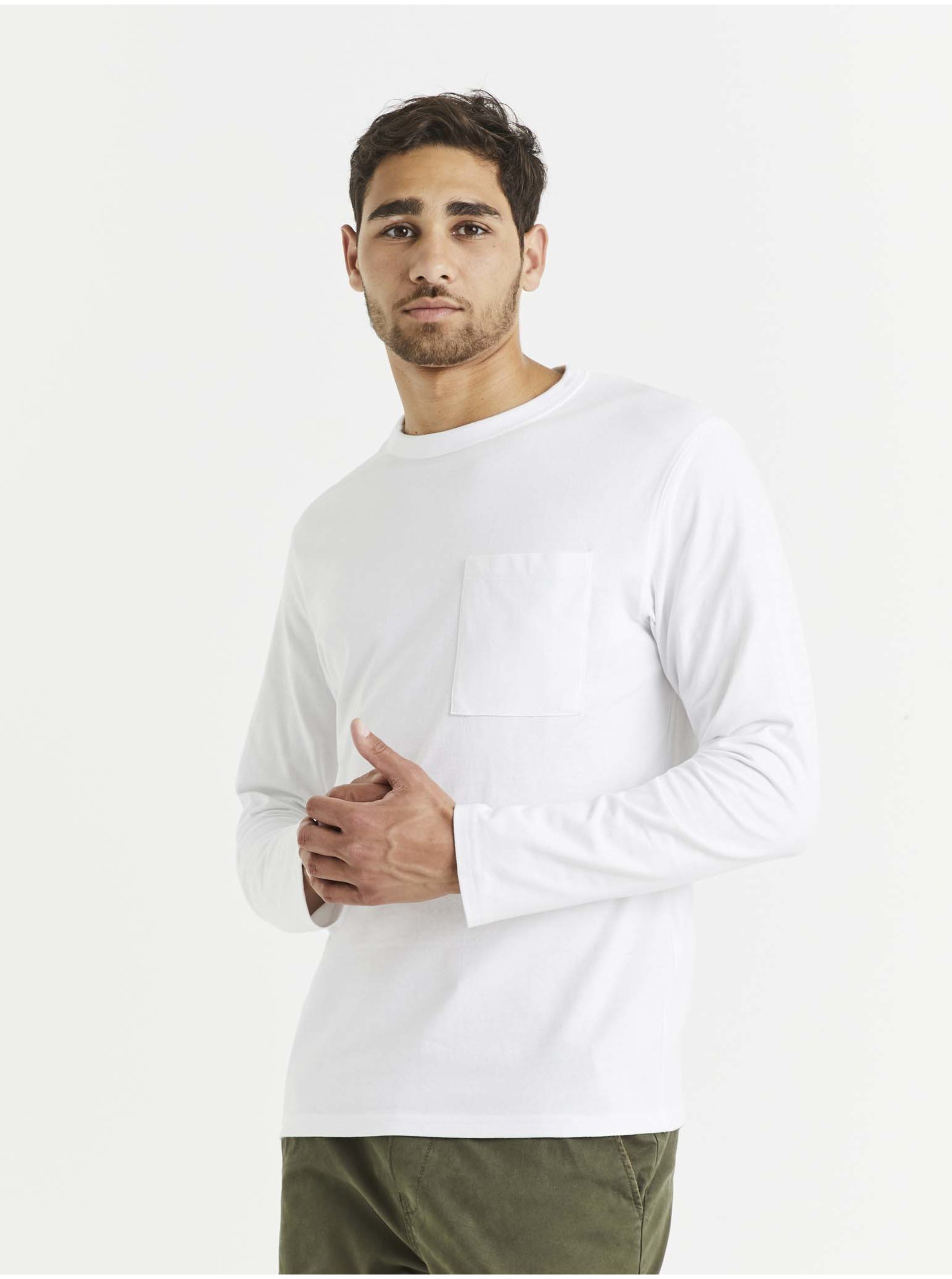 Lacno Biele pánske basic tričko s vreckom Celio