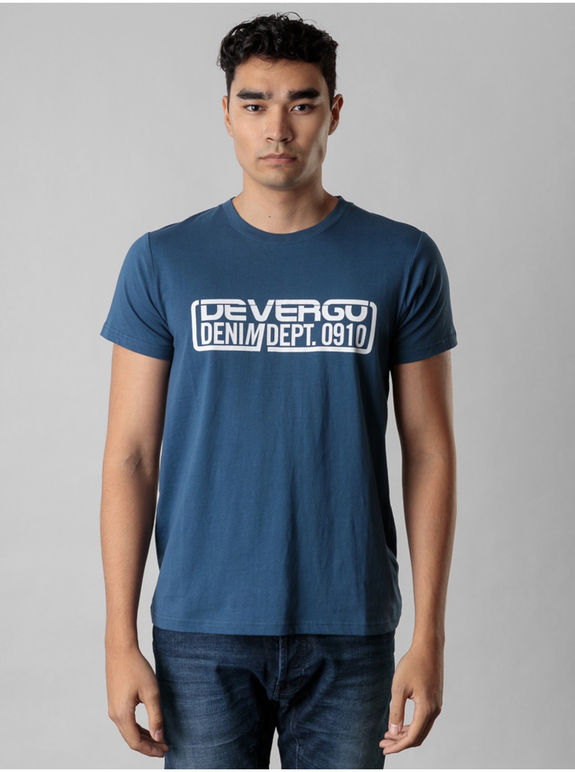 Levně Modré pánské tričko s potiskem Devergo