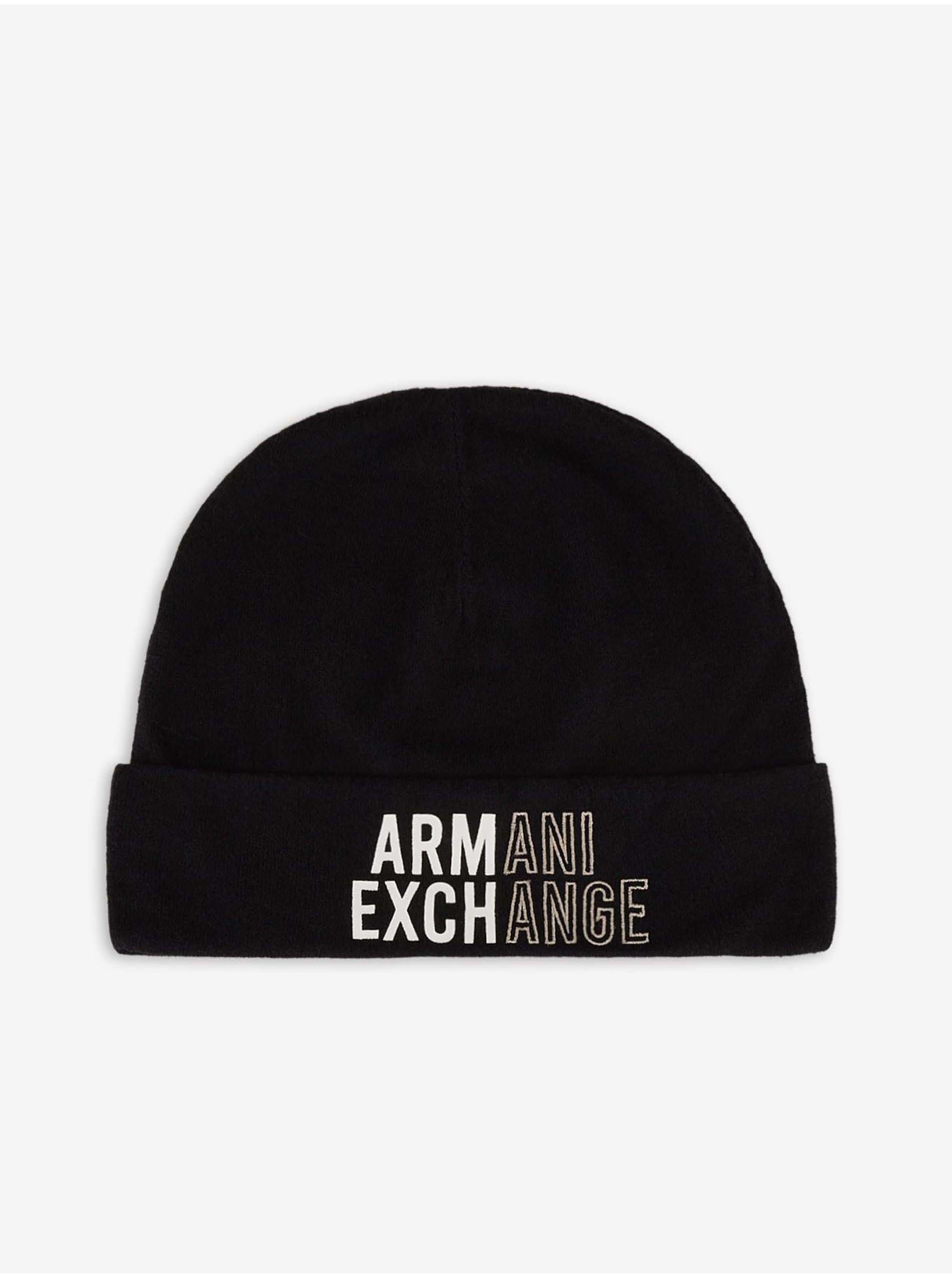 Lacno Čierna pánska zimná čiapka s nápisom Armani Exchange