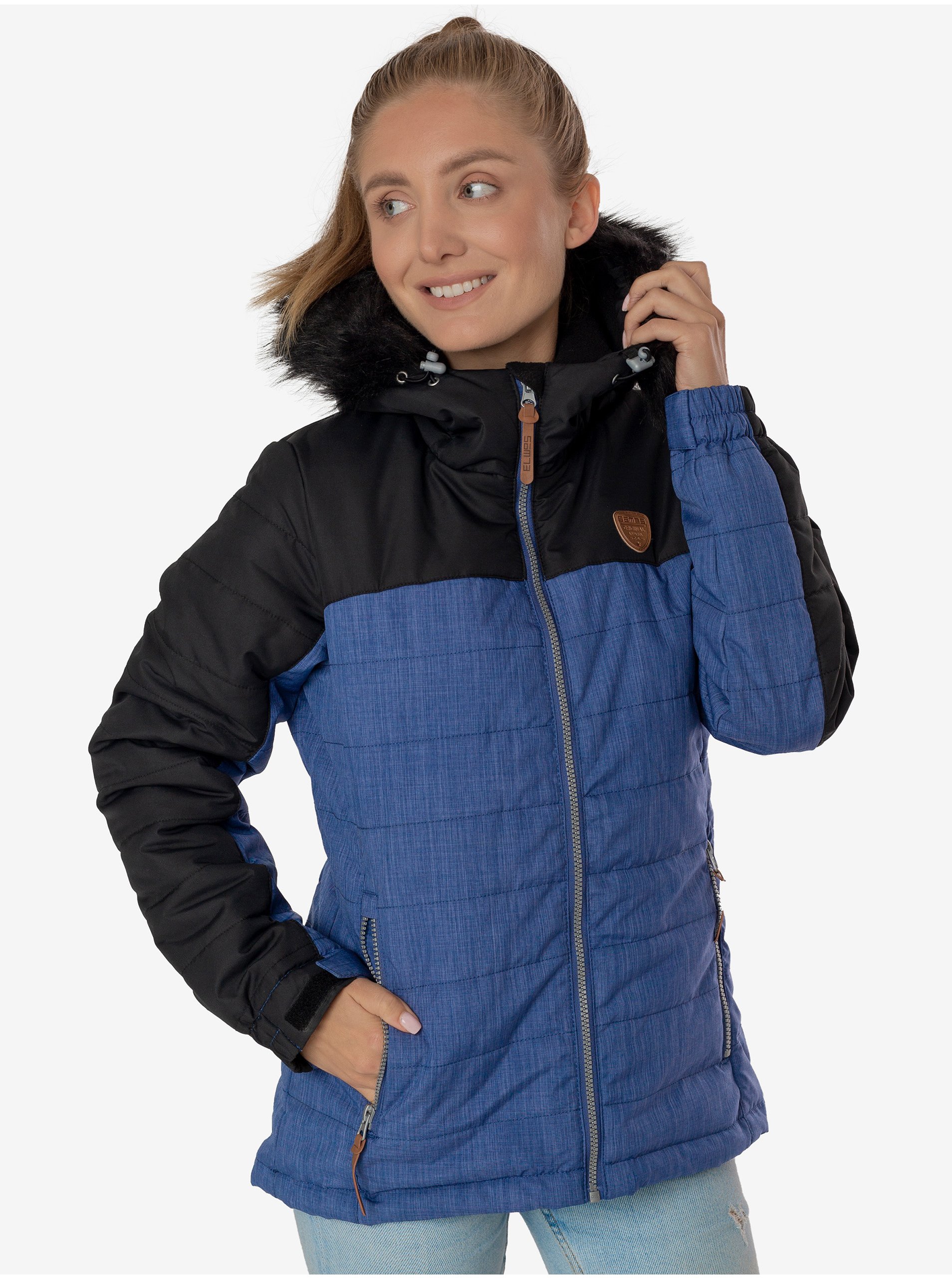 Levně Černo-modrá dámská zimní bunda s kapucí SAM 73