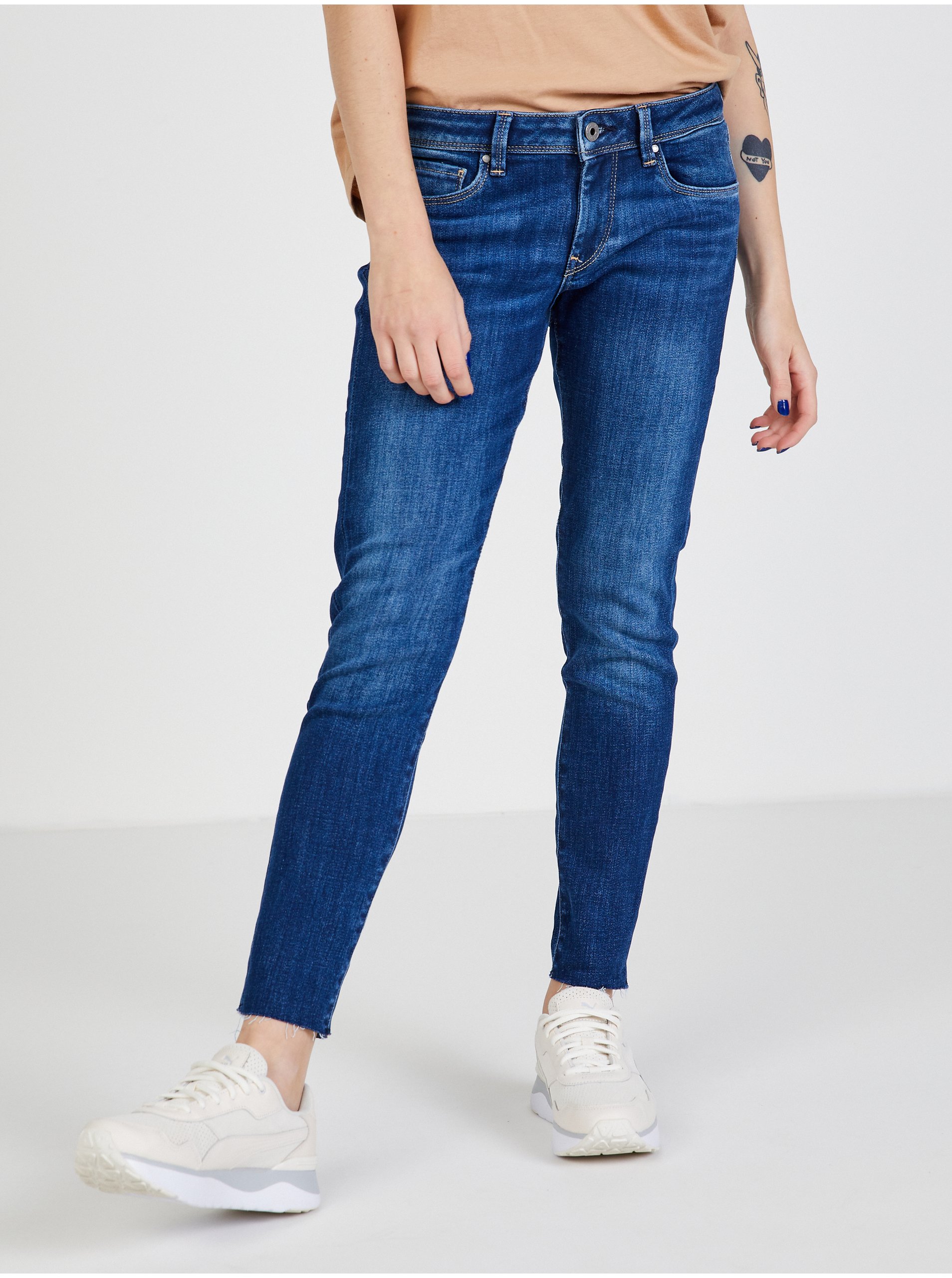 E-shop Tmavě modré dámské slim fit džíny Pepe Jeans Lola