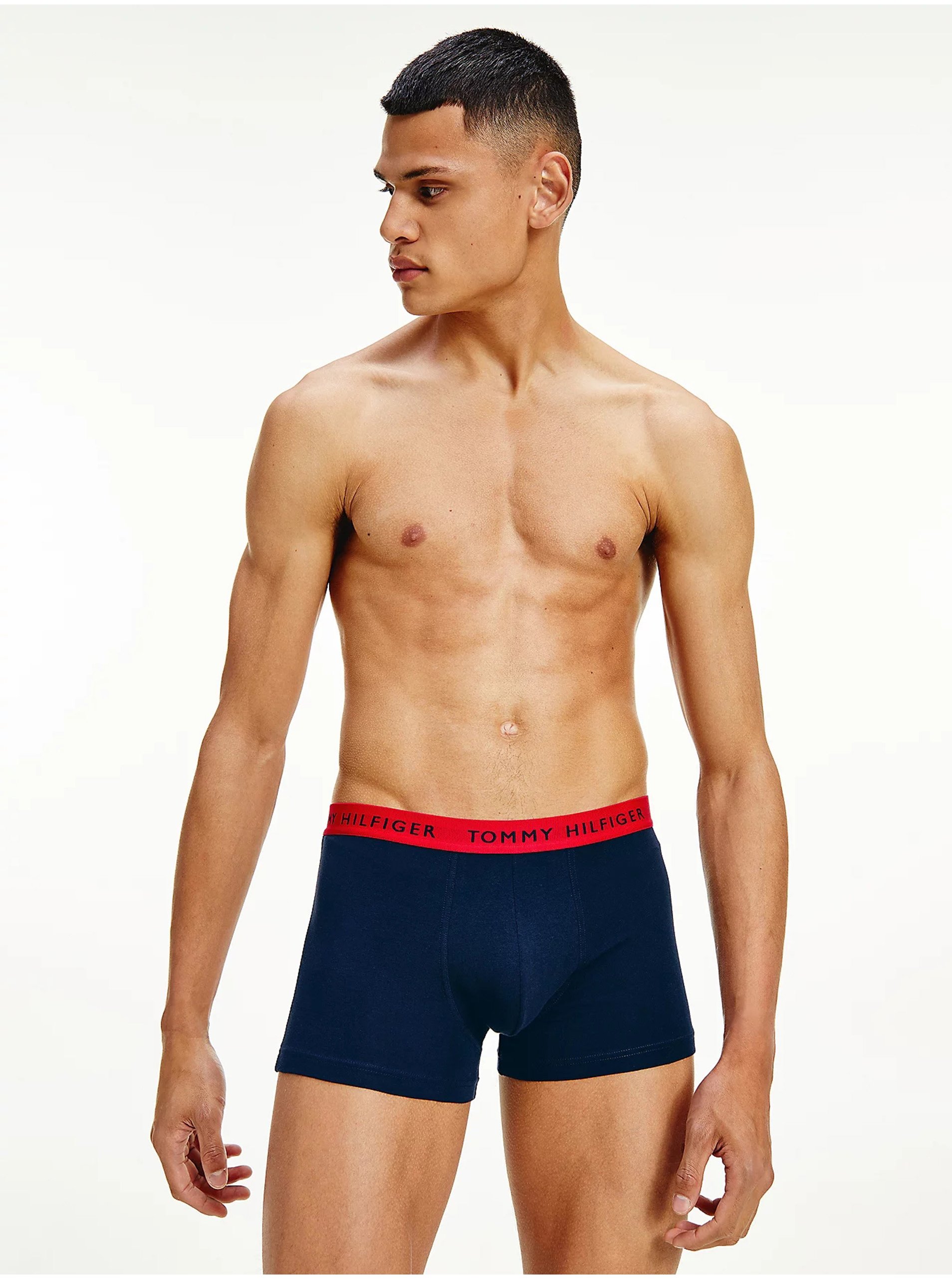 E-shop Sada troch tmavomodrých pánskych boxerok Tommy Hilfiger Underwear
