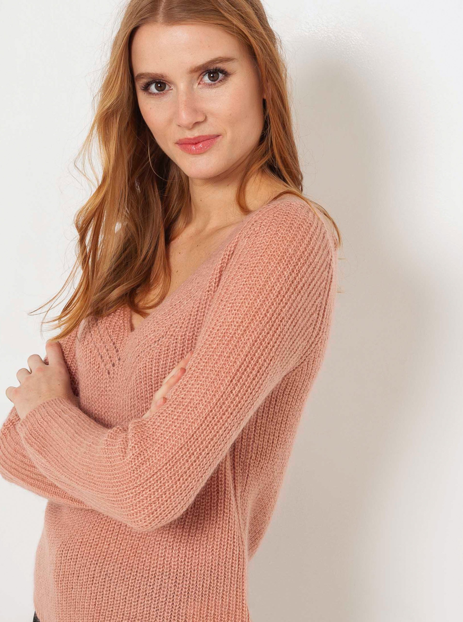 E-shop Růžový svetr s véčkovým výstřihem CAMAIEU