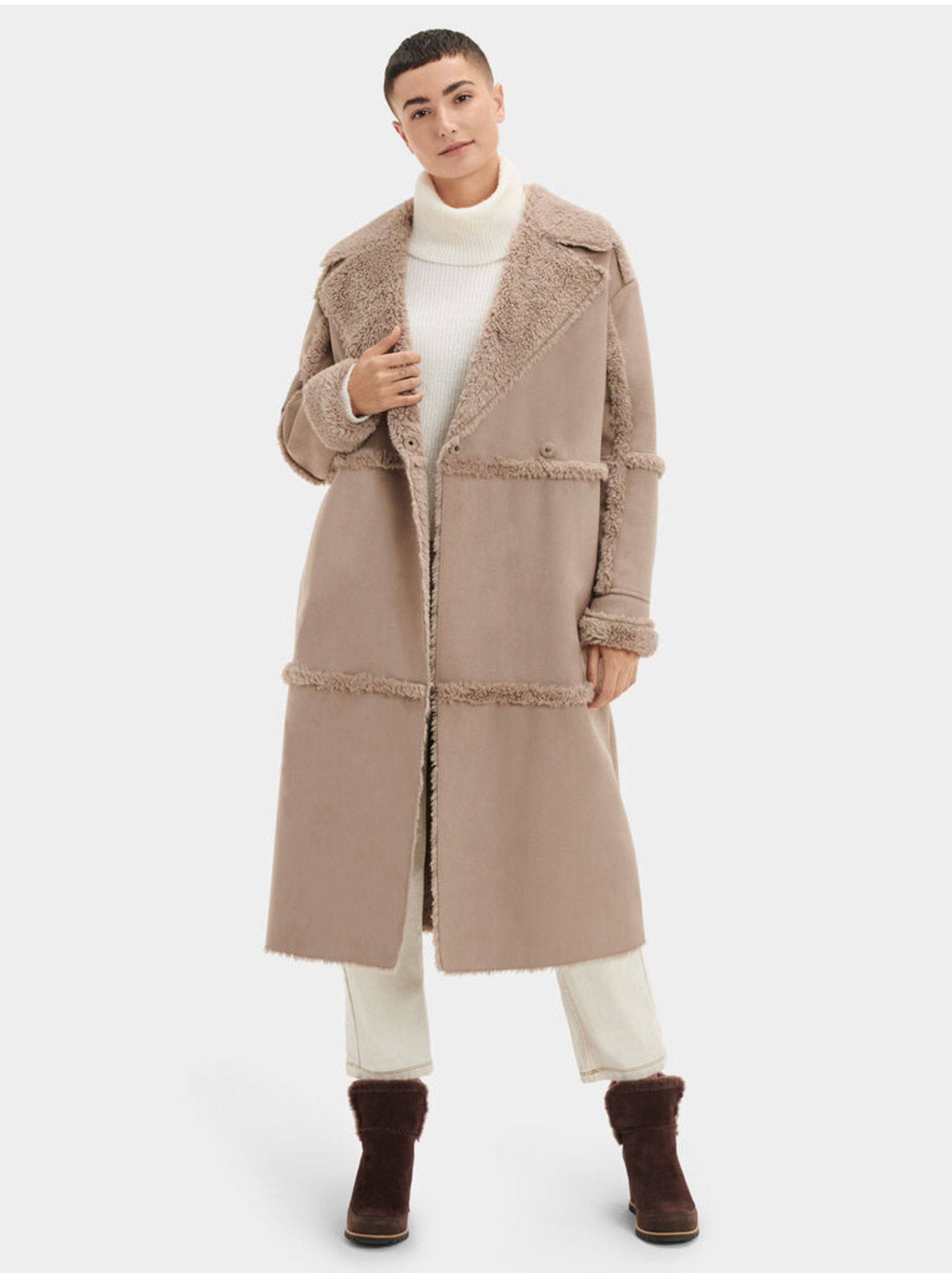 Levně Béžový dámský zimní dlouhý kabát UGG Takara