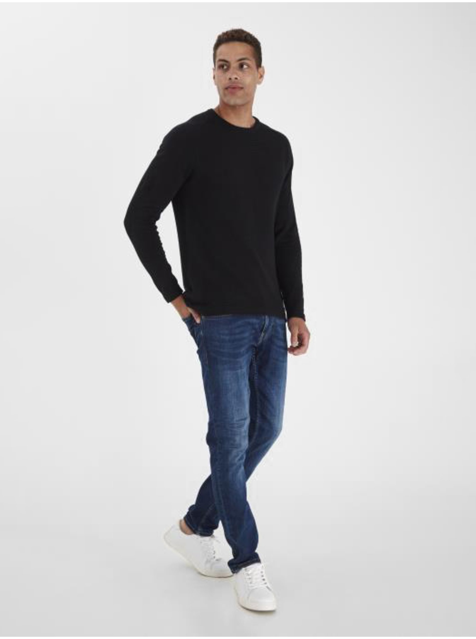 E-shop Čierny rebrovaný sveter Blend Norun
