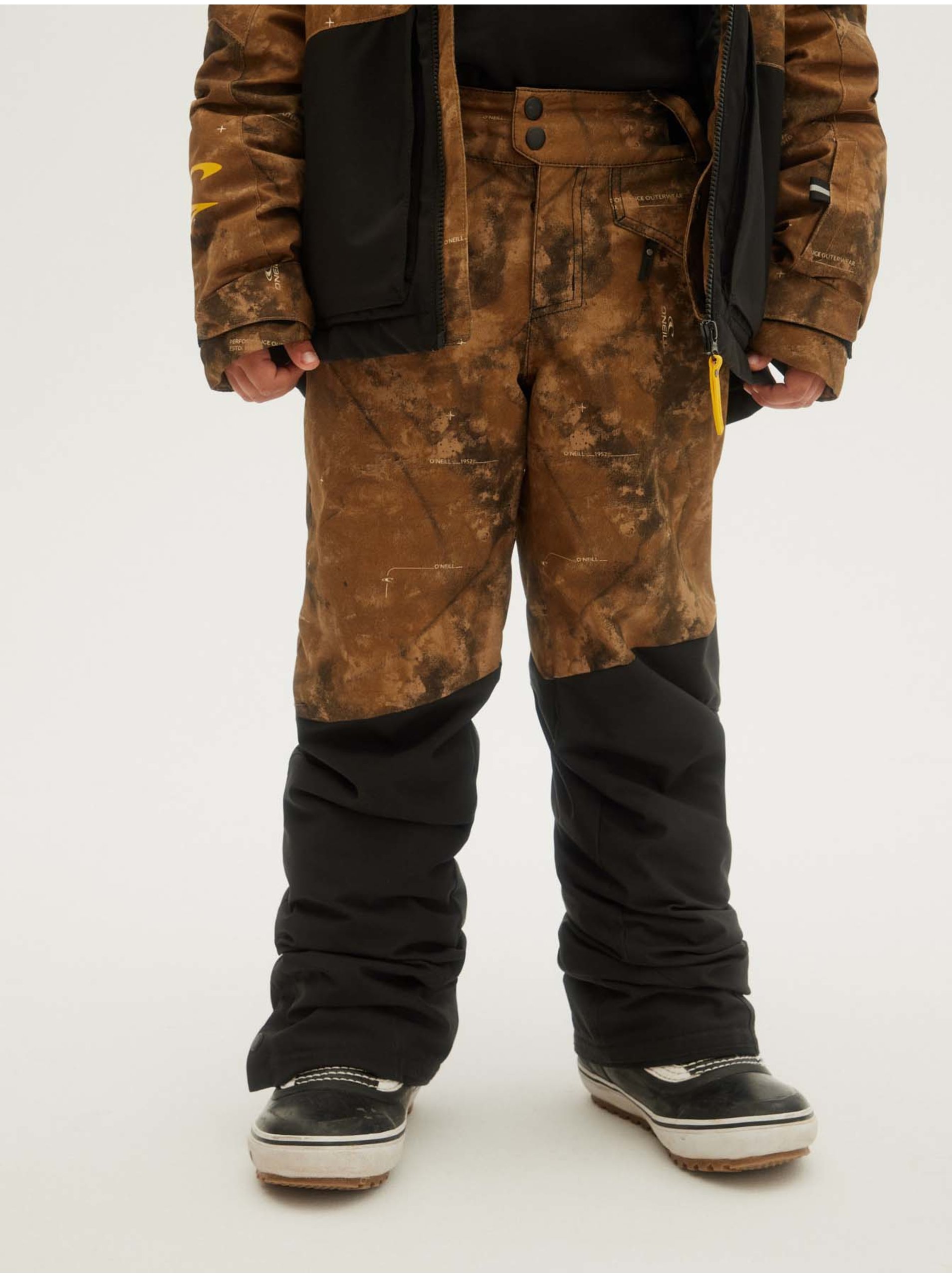 Levně Černo-hnědé klučičí vzorované zimní kalhoty O'Neill Anvil Colorblock Pants