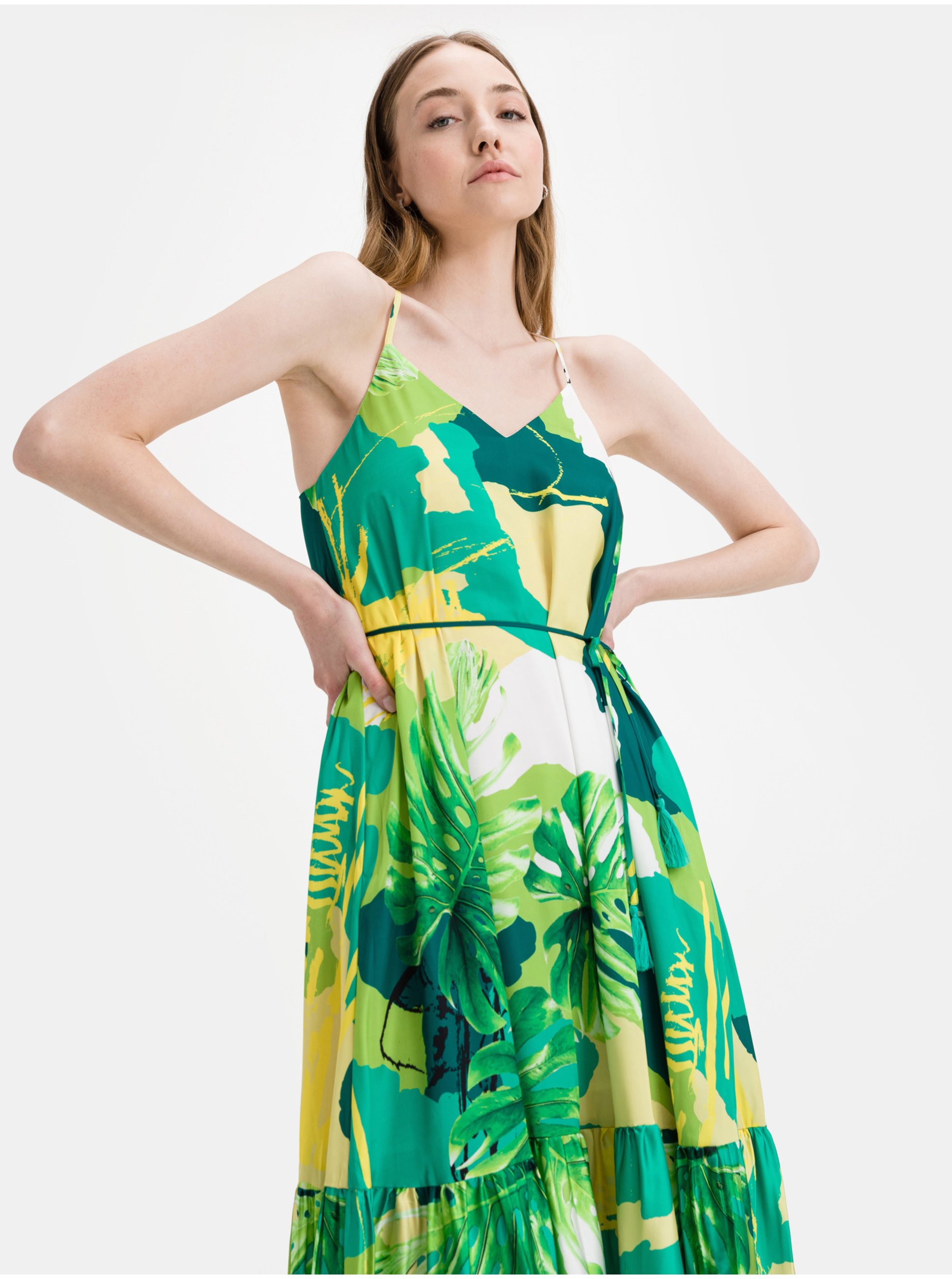 Levně Zelené dámské šaty Guess Angelica