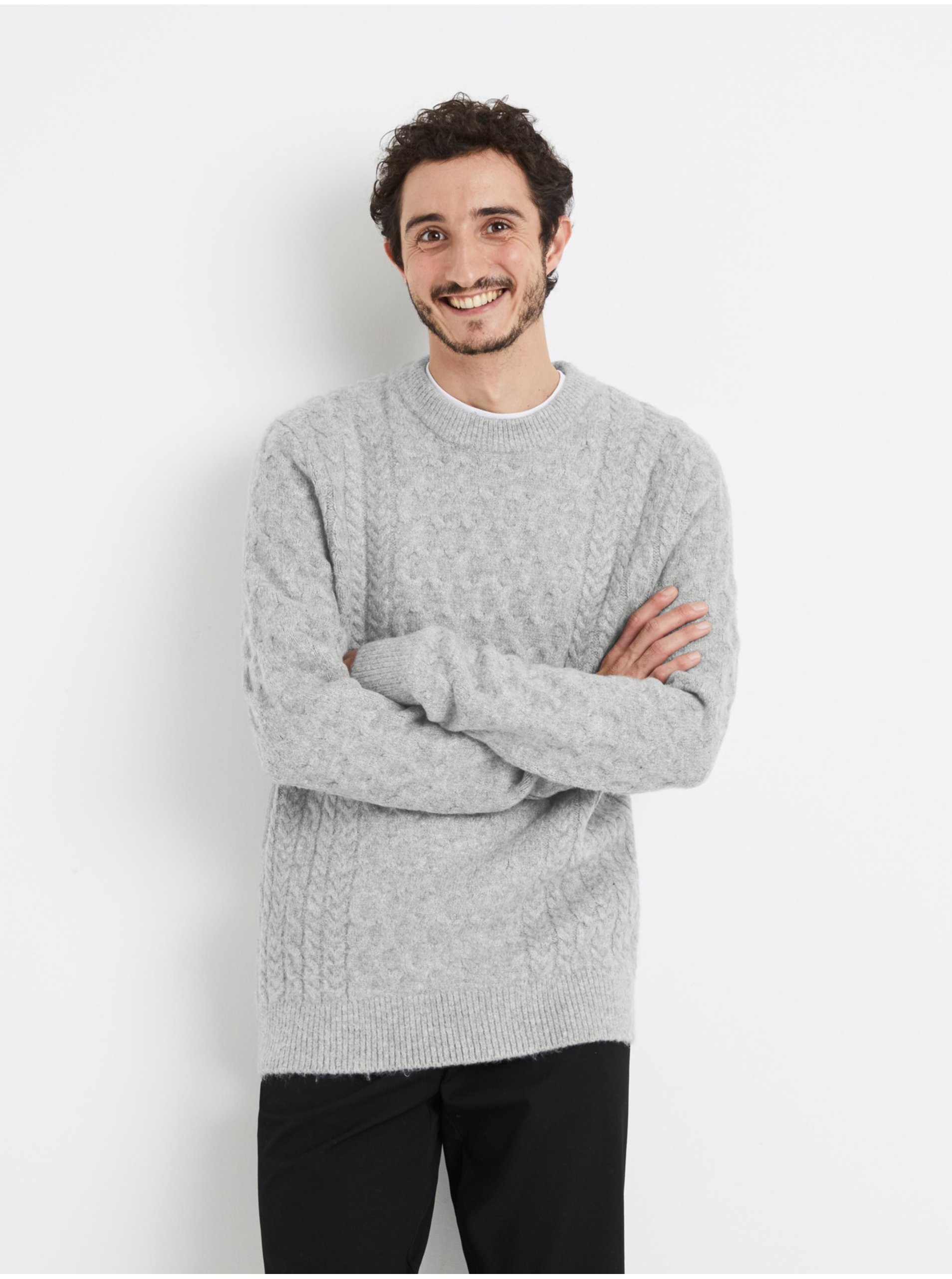 E-shop Šedý pánský pletený svetr Celio Veceltic