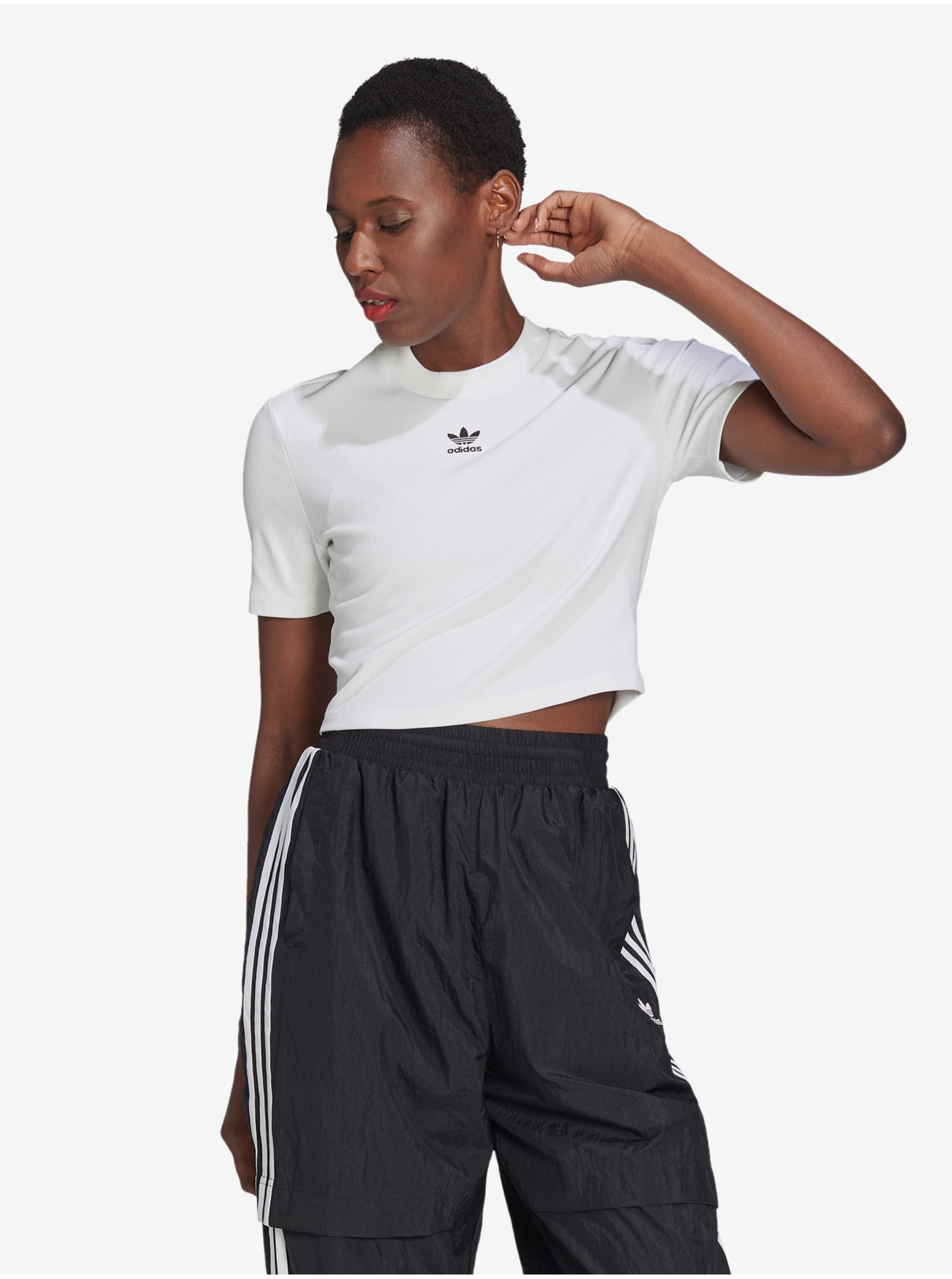 E-shop Biele dámske rebrované tričko adidas Originals