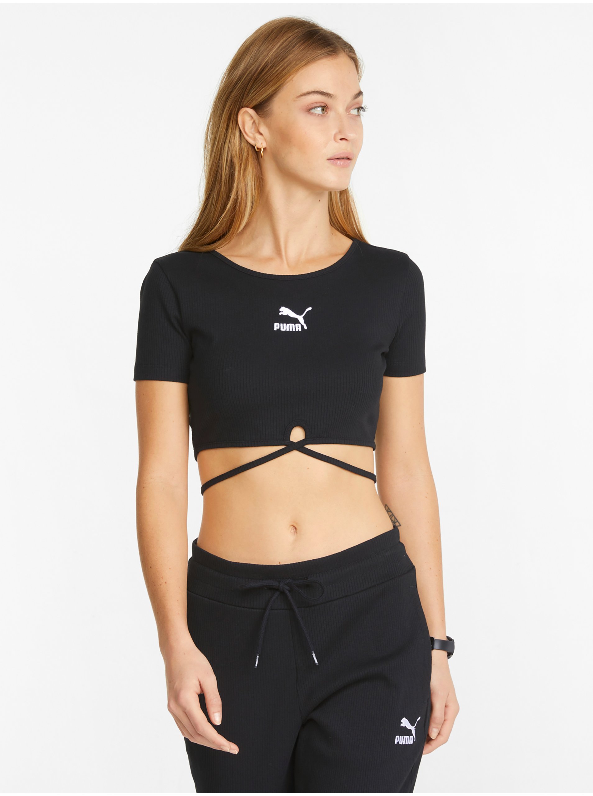 E-shop Černé dámské žebrované cropped tričko se zavazováním Puma