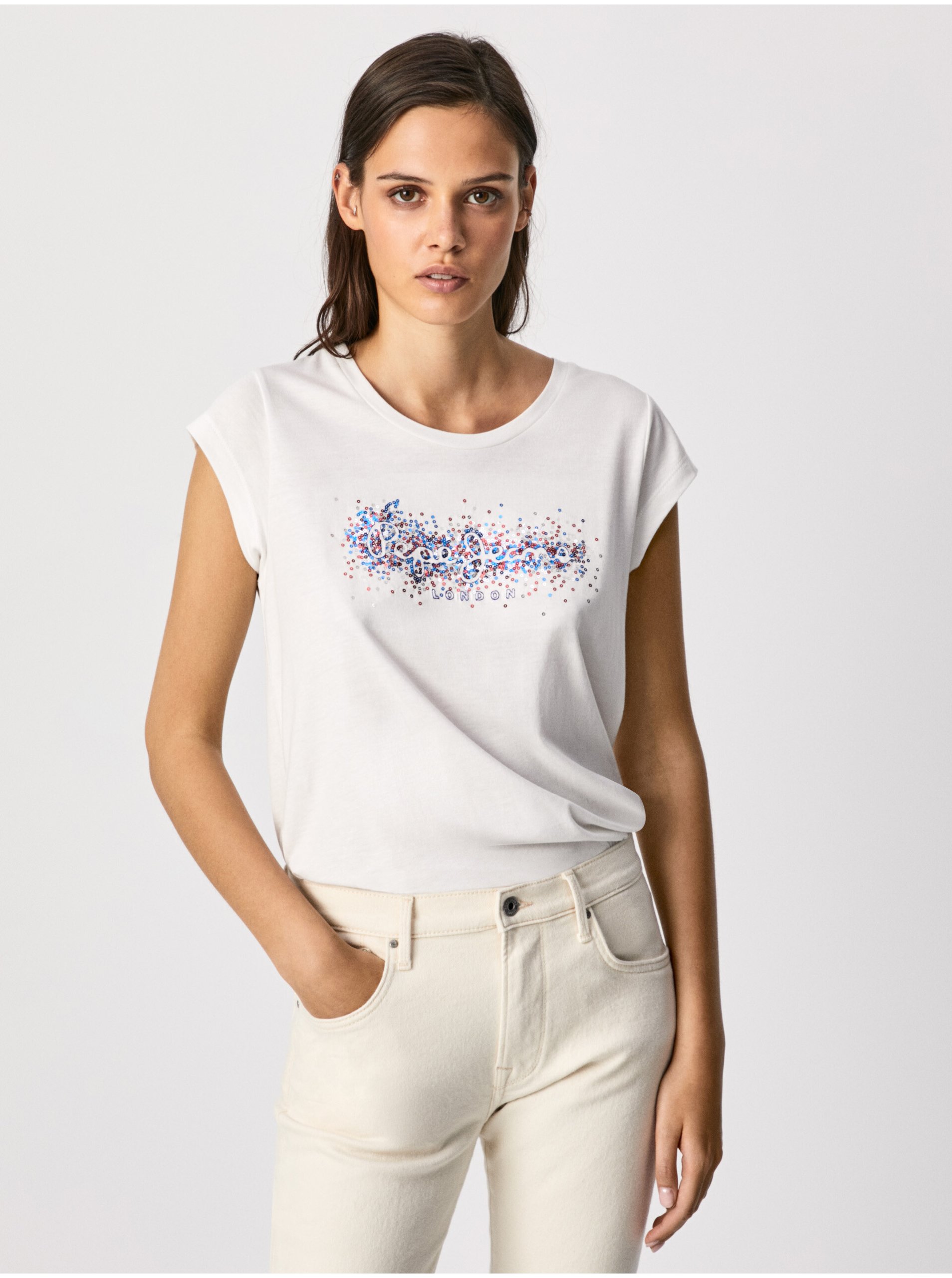 Levně Bílé dámské tričko s flitry Pepe Jeans Berenice