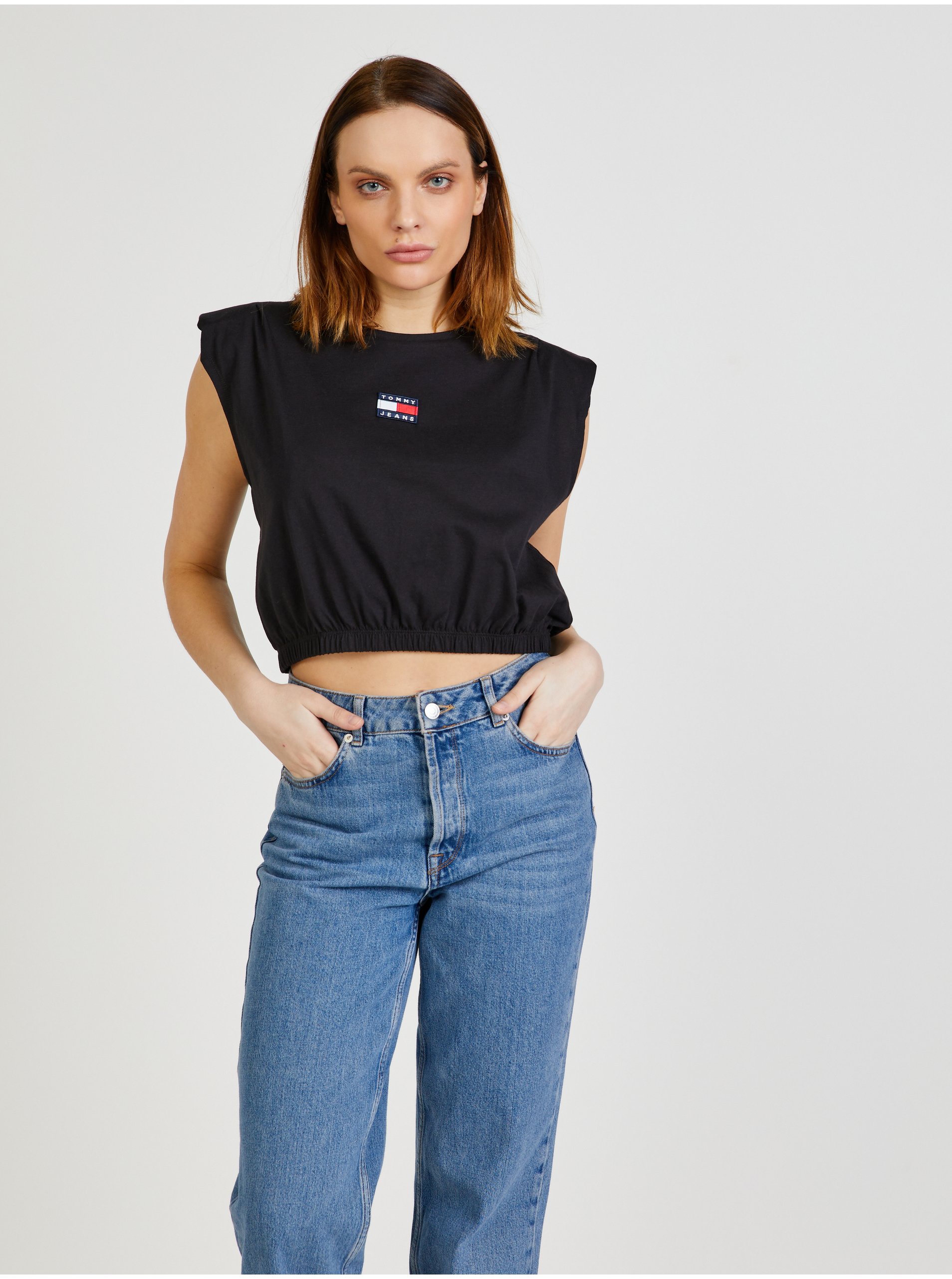 E-shop Čierne dámske cropped tričko Tommy Jeans