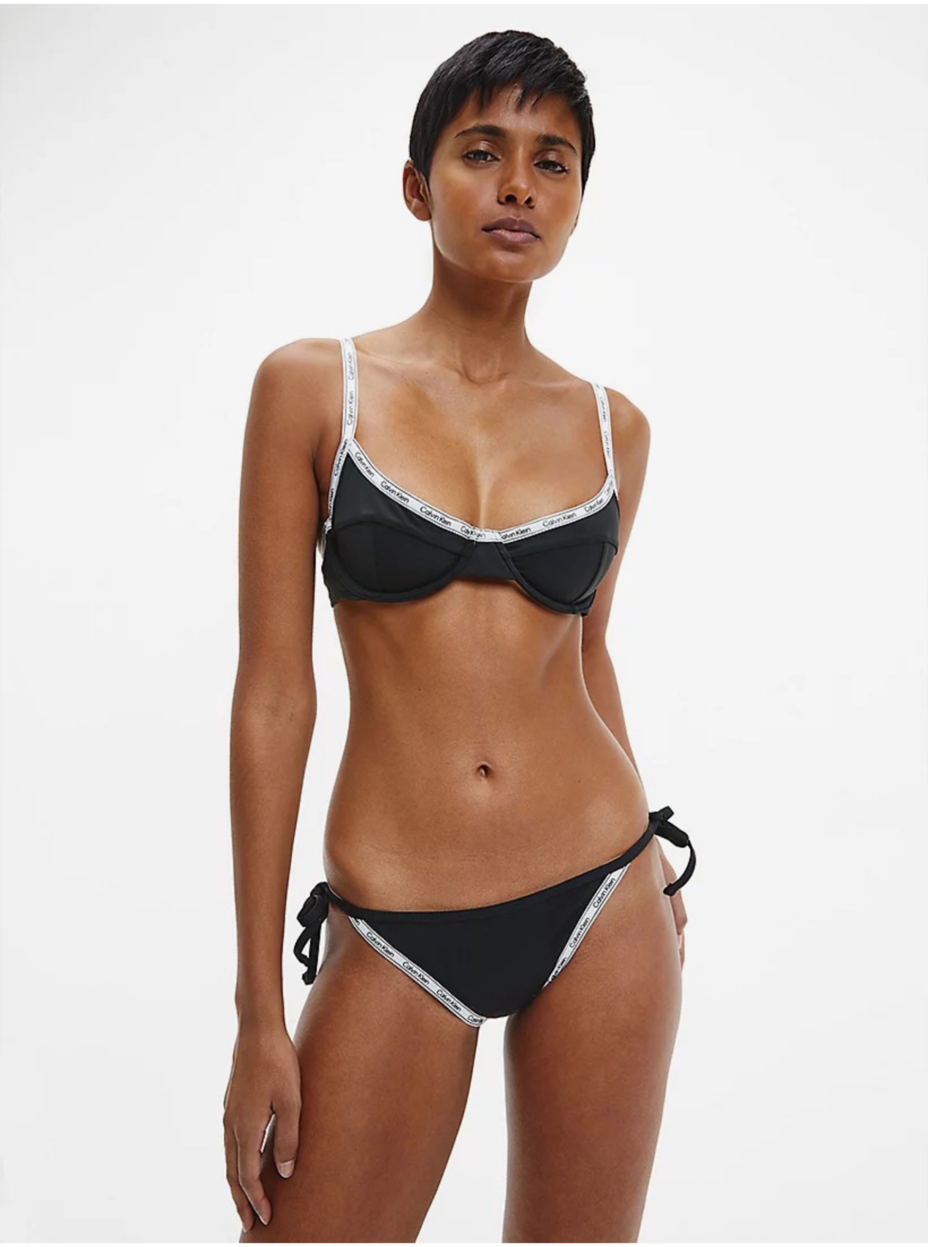 Lacno Čierny dámsky spodný diel plaviek Calvin Klein
