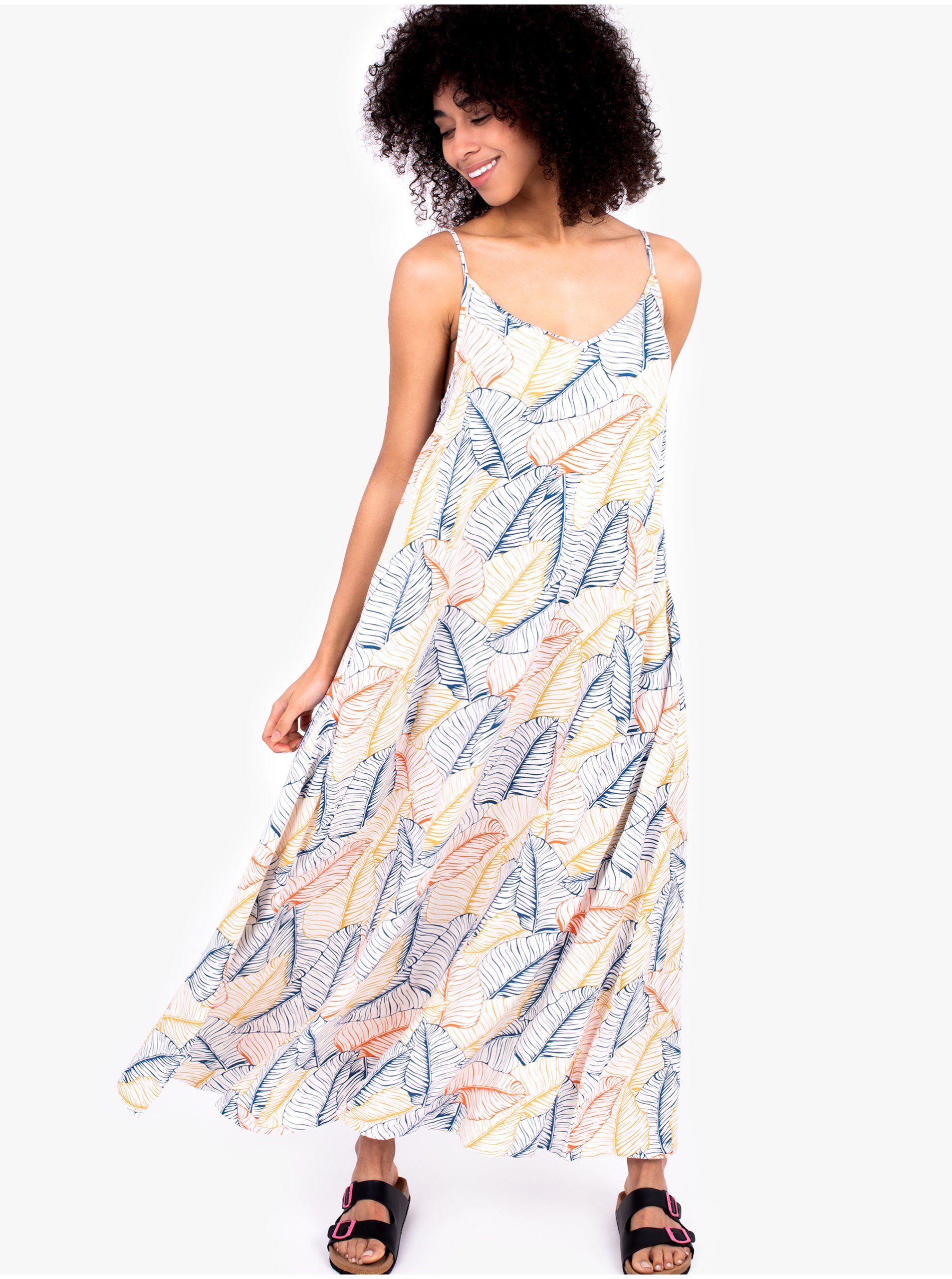 E-shop Bílé dámské vzorované dlouhé šaty na ramínka Brakeburn