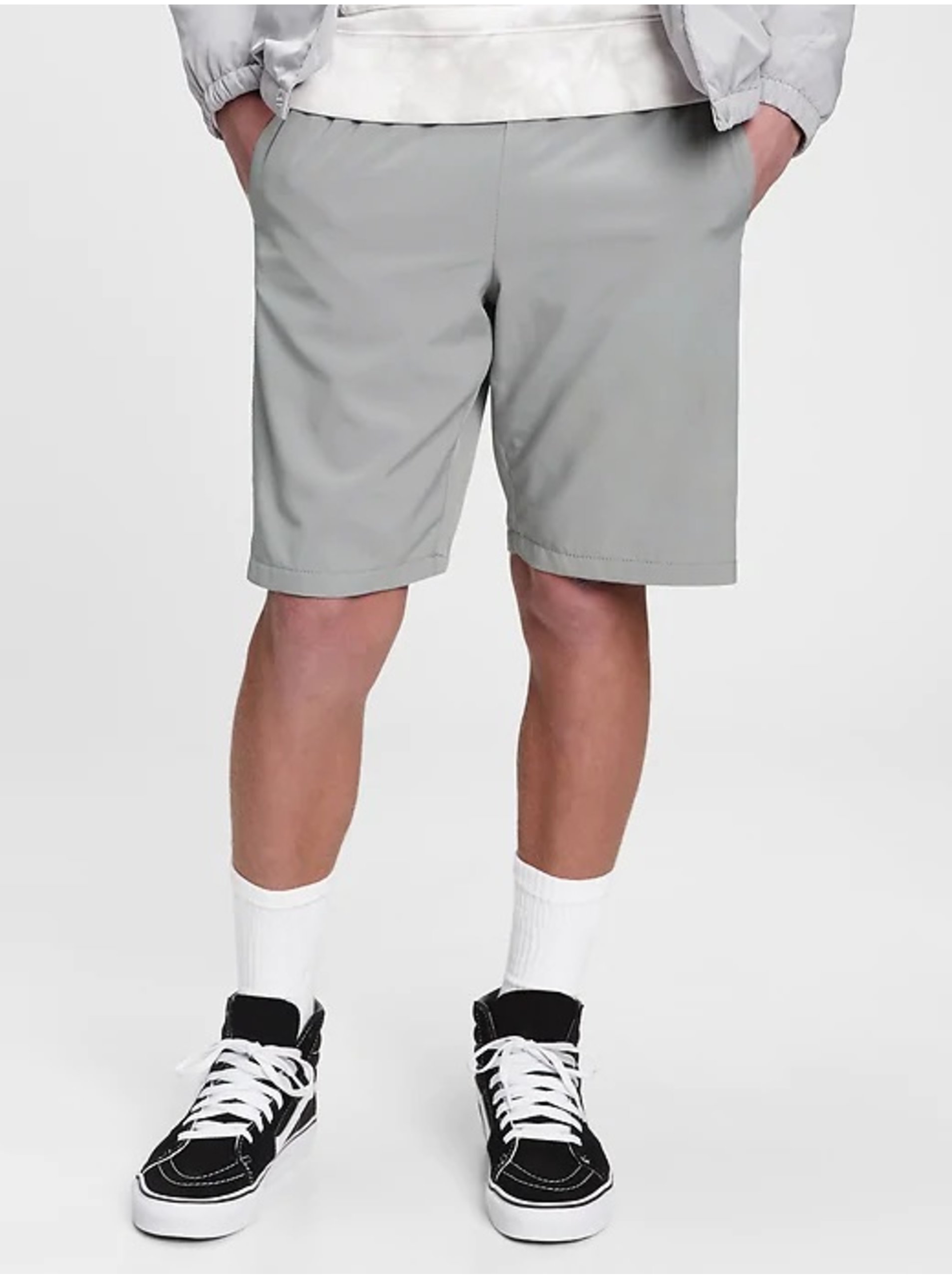 Lacno Šedé chlapčenské kraťasy GAP teen recycled quick-dry shorts