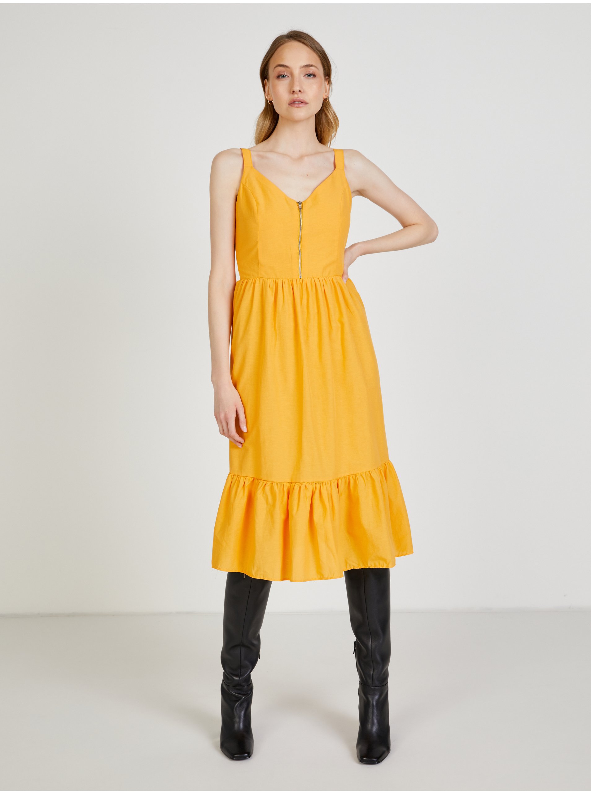 E-shop Žluté šaty na ramínka Trendyol