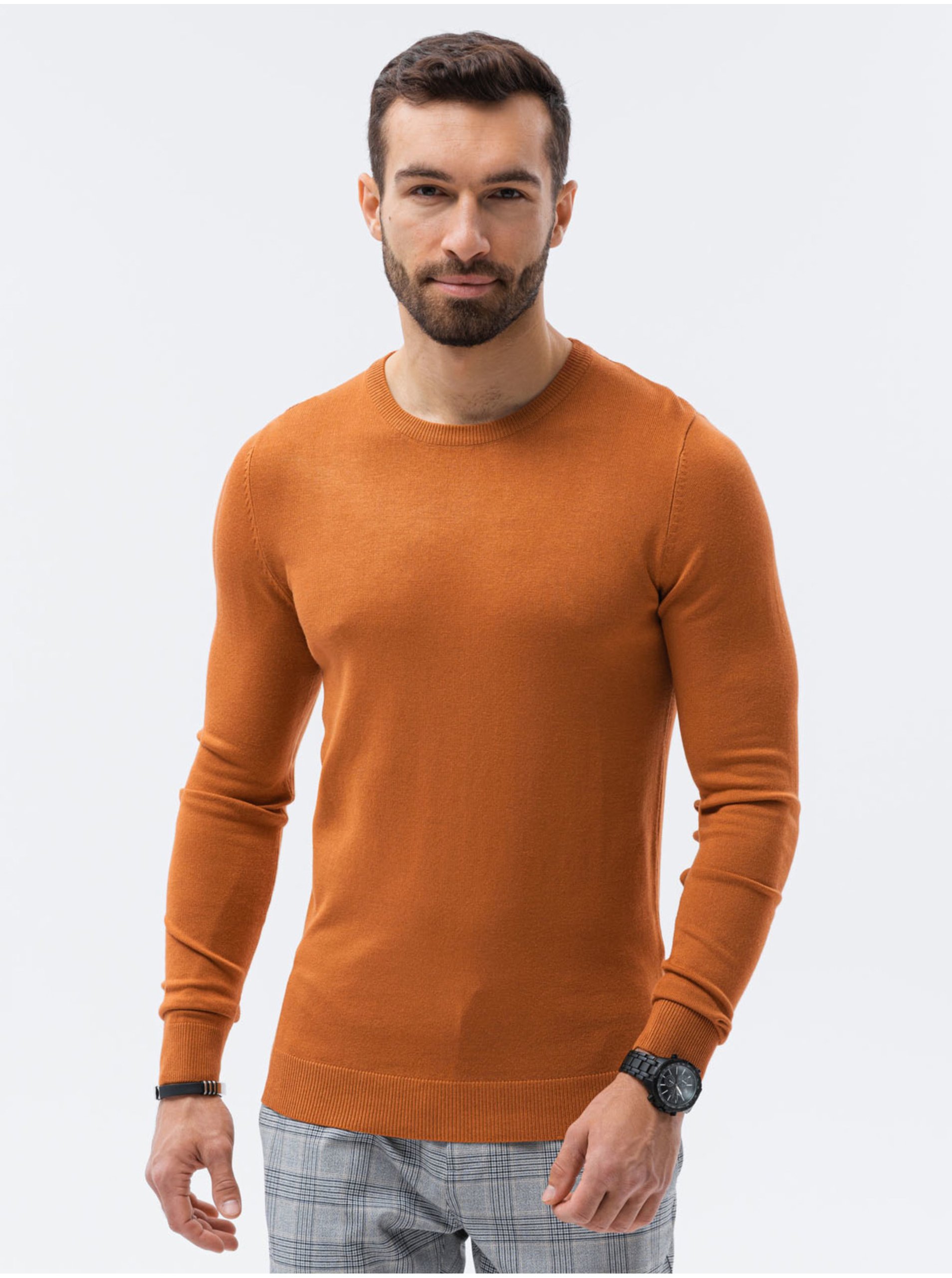 E-shop Hnědý pánský svetr Ombre Clothing E177