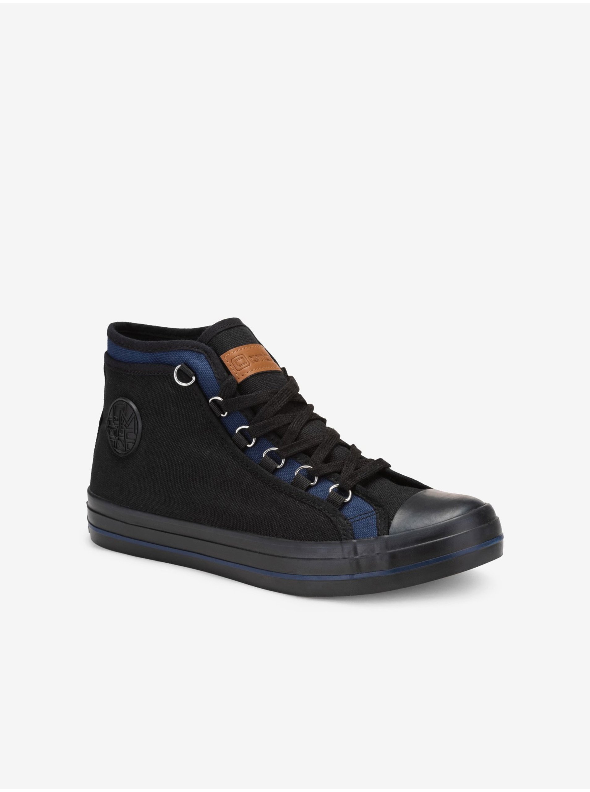 Levně Černé pánské sneakers boty Ombre Clothing T375