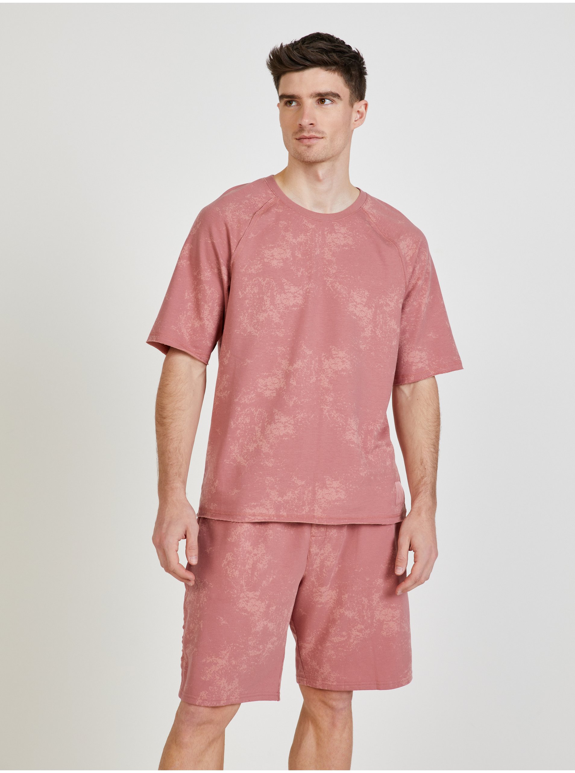 Levně Růžové pánské vzorované tričko na spaní Calvin Klein Underwear
