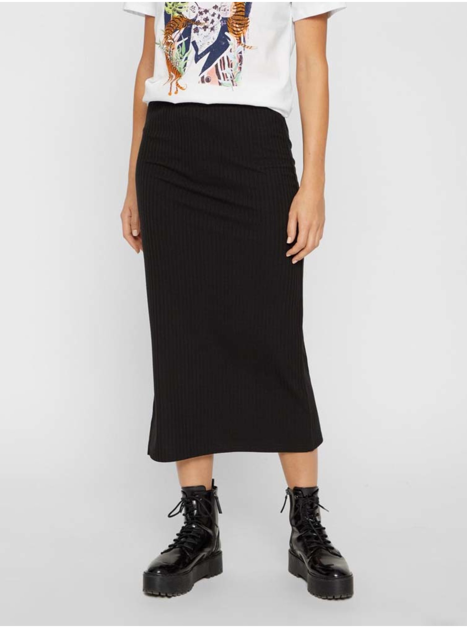 E-shop Černá žebrovaná midi sukně s rozparkem Pieces Kylie