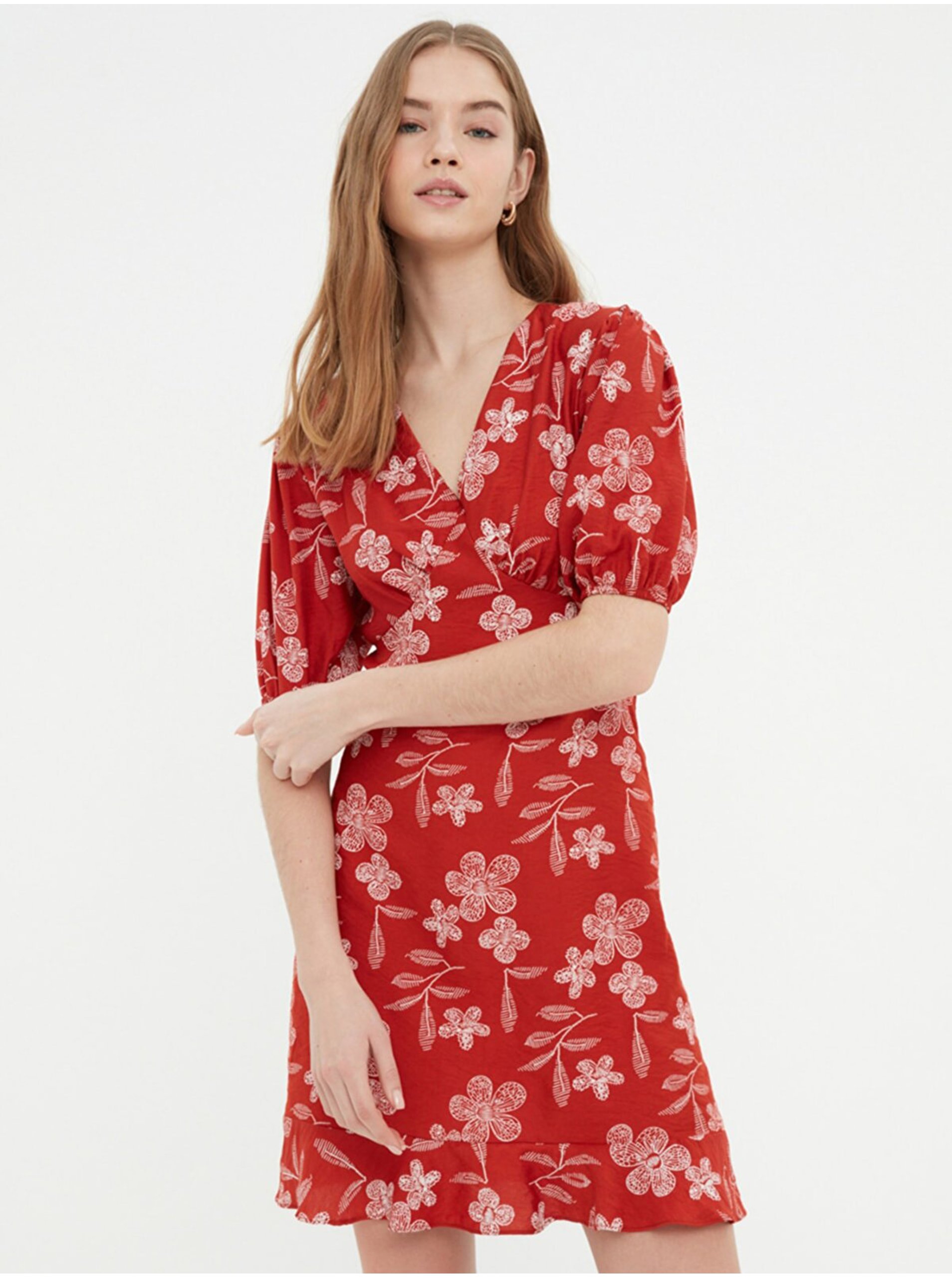 Lacno Letné a plážové šaty pre ženy Trendyol - červená