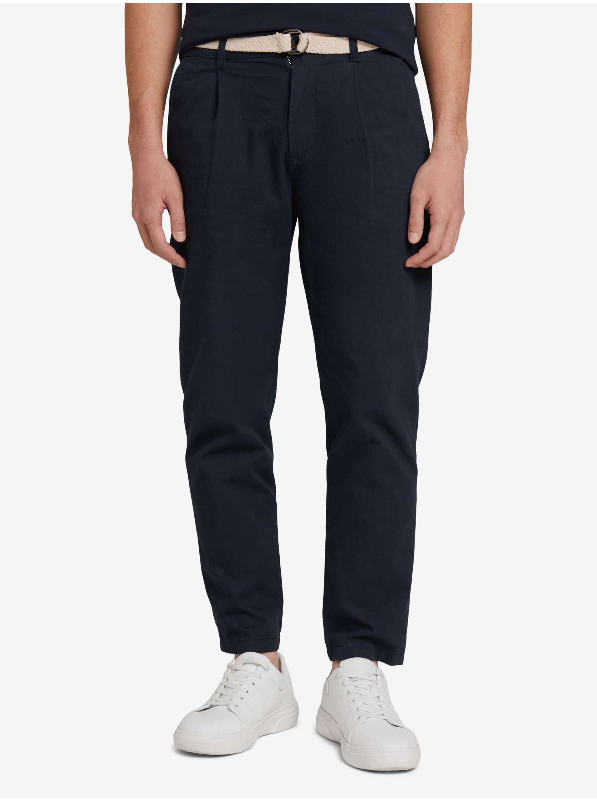 E-shop Tmavě modré pánské chino kalhoty s páskem Tom Tailor Denim