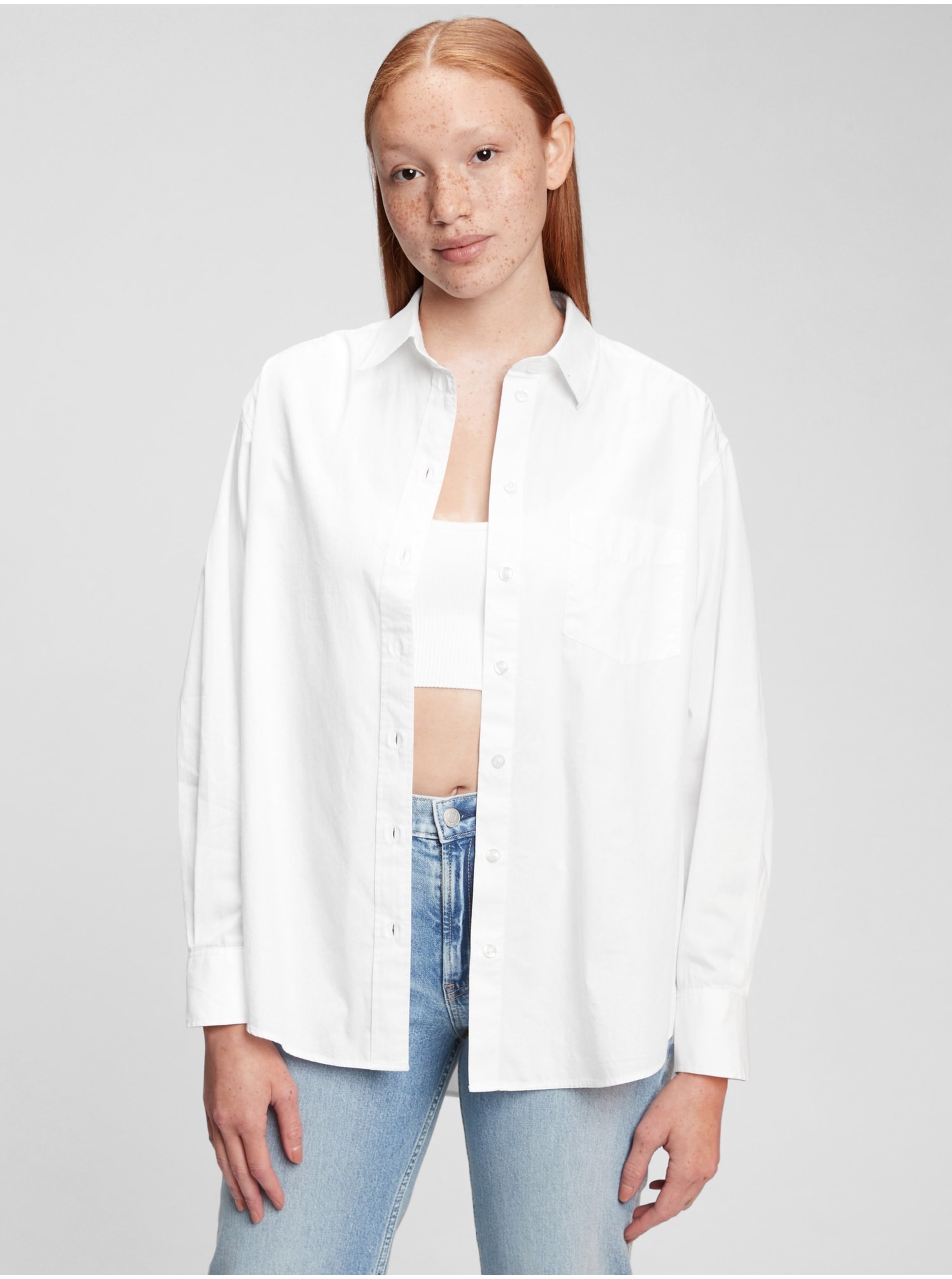 Levně Bílá dámská košile z organické bavlny GAP