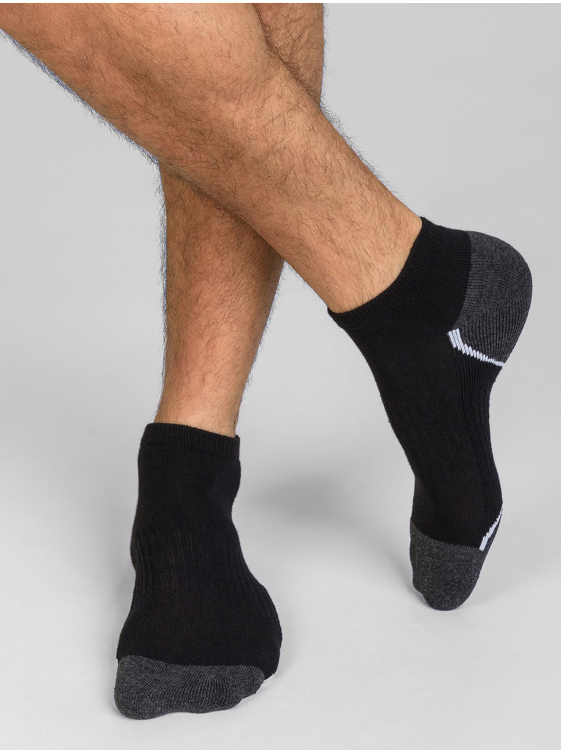 E-shop Sada tří pánských sportovních ponožek v černé barvě Dim SPORT IN-SHOE 3x