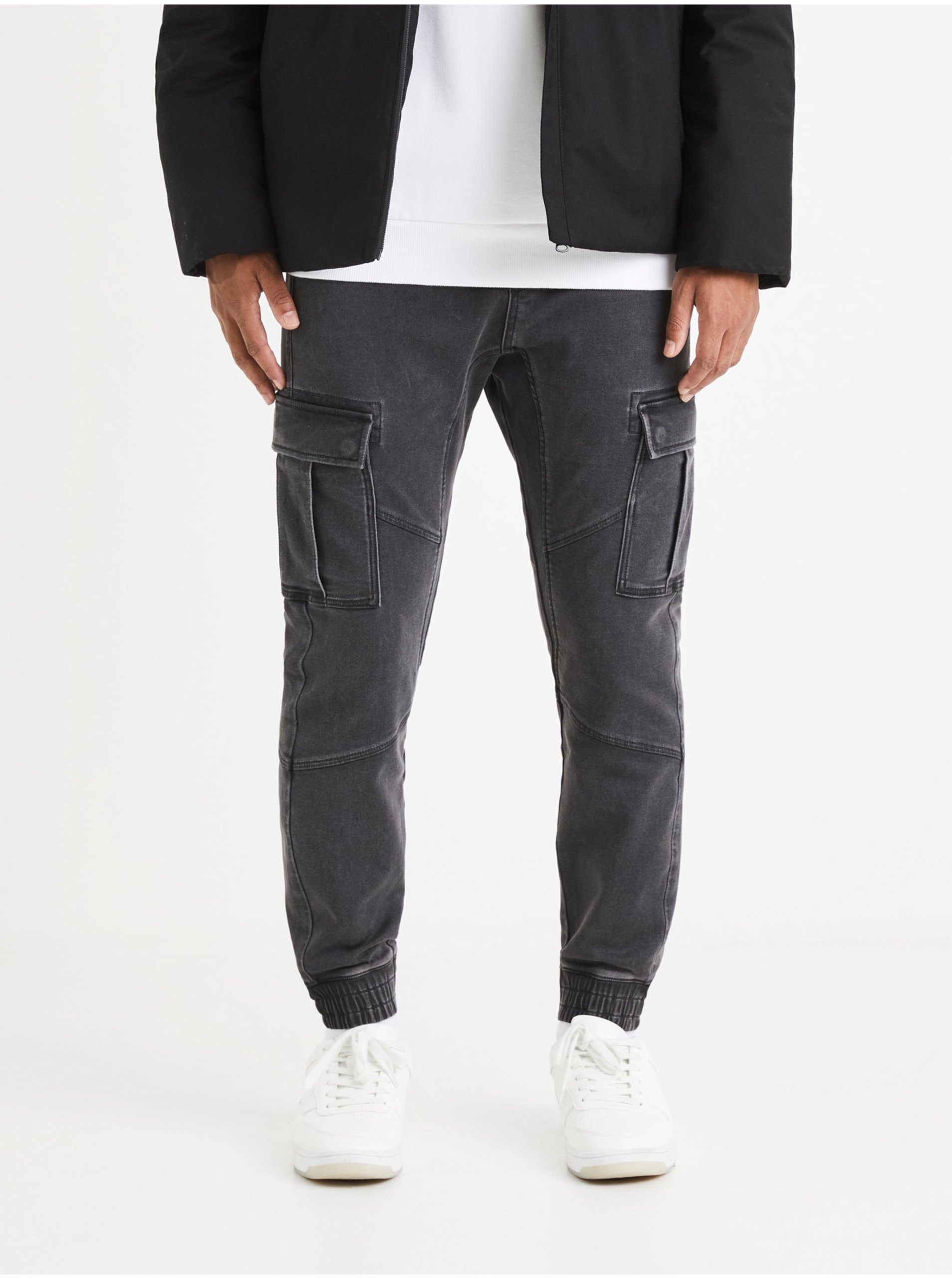 E-shop Šedé pánské kalhoty Celio