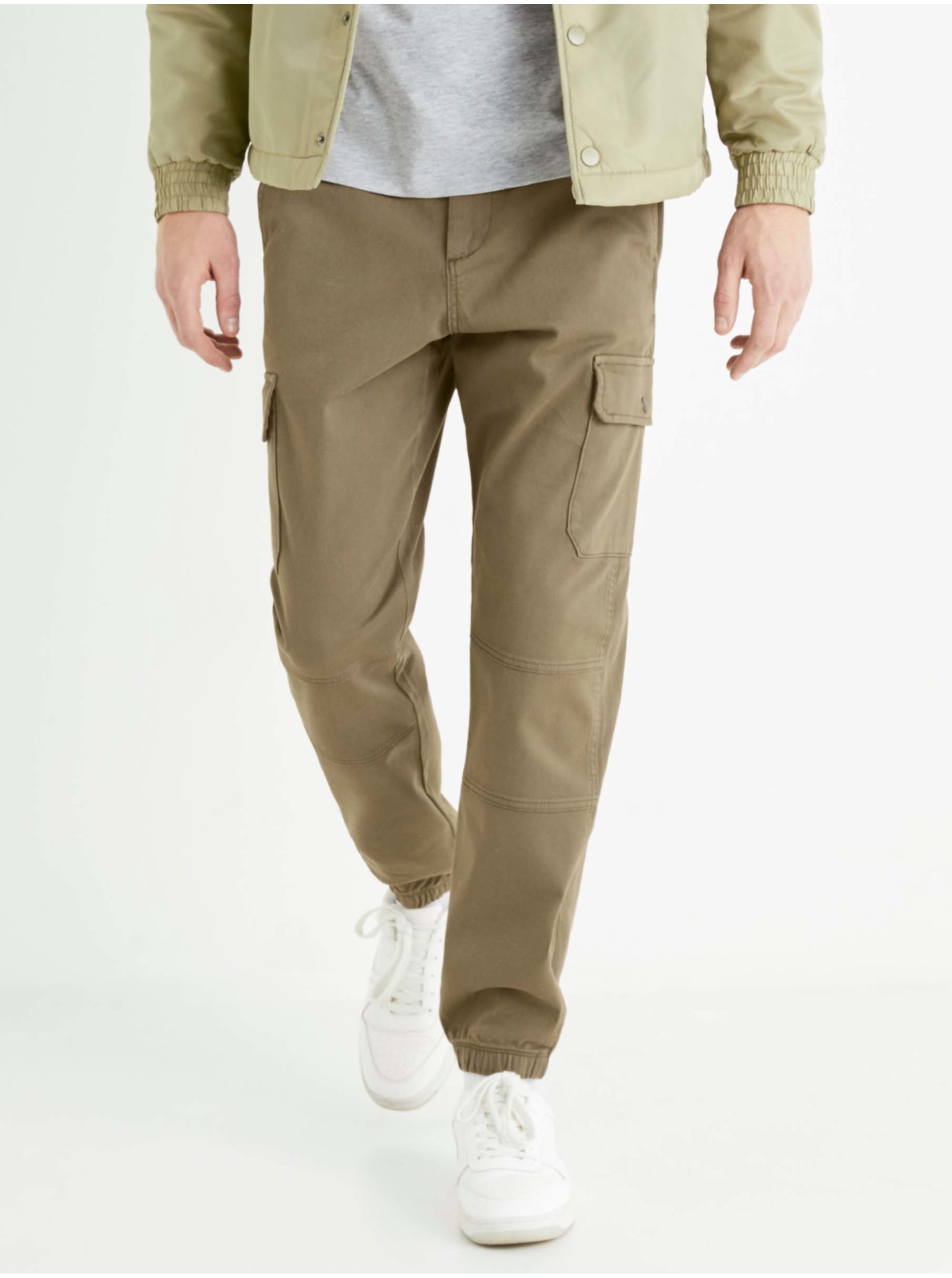 Levně Khaki pánské kalhoty s kapsami Celio Solyte