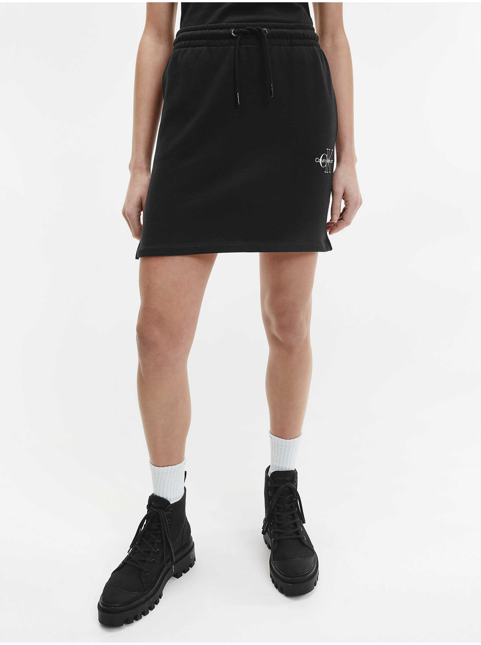 Levně Černá dámská tepláková krátká sukně Calvin Klein Jeans