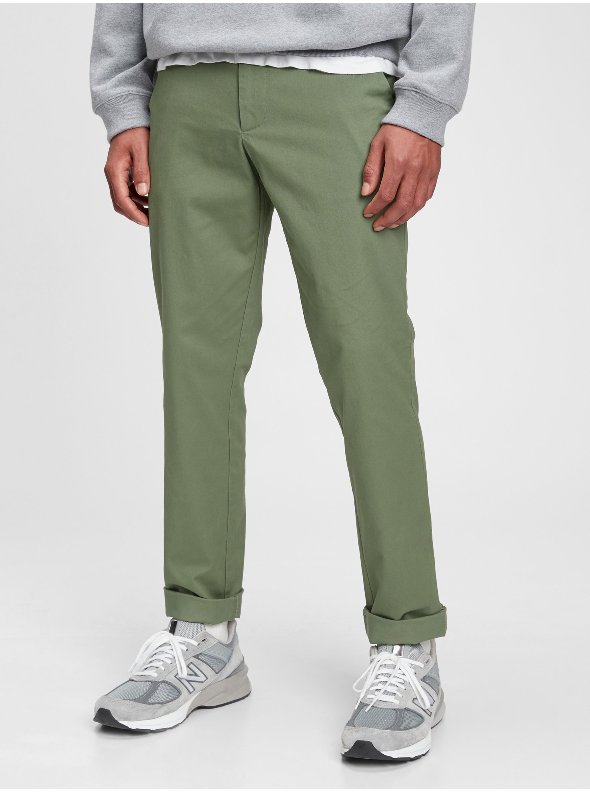Levně Zelené pánské kalhoty GAP GapFlex