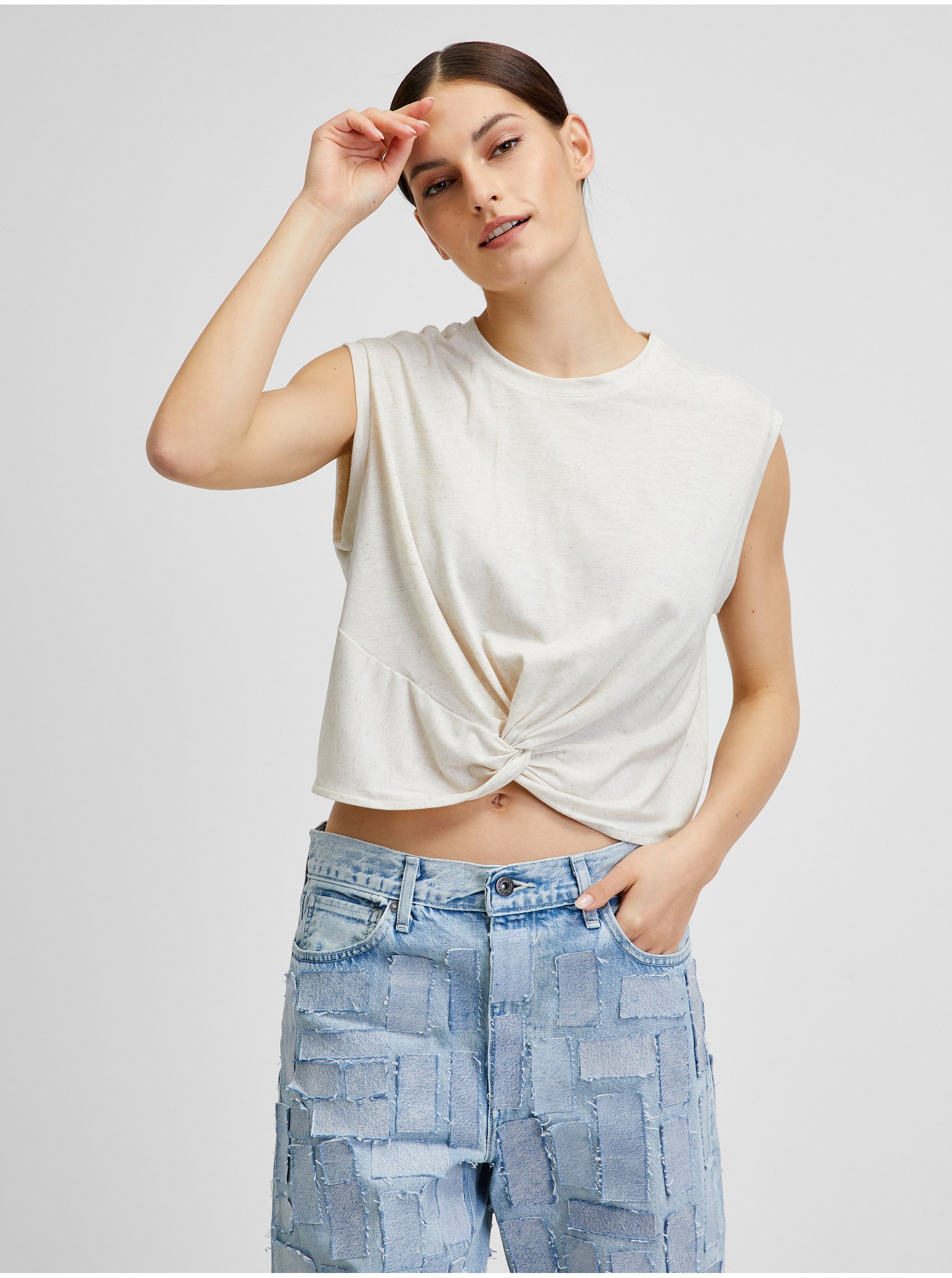 Levně Krémový žíhaný crop top VERO MODA June