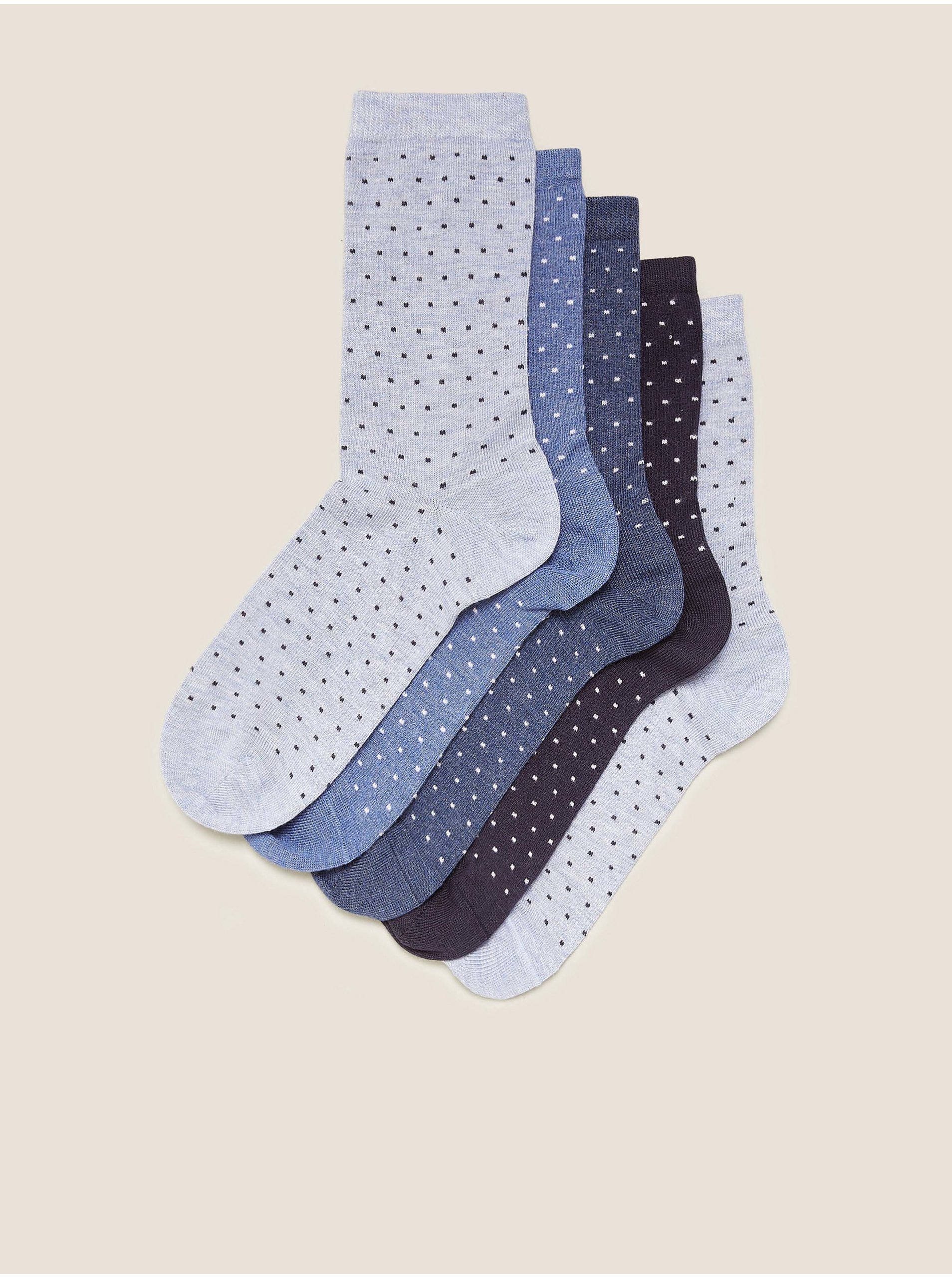 Lacno Sada piatich párov dámskych bodkovaných ponožiek v modrej farbe Marks & Spencer